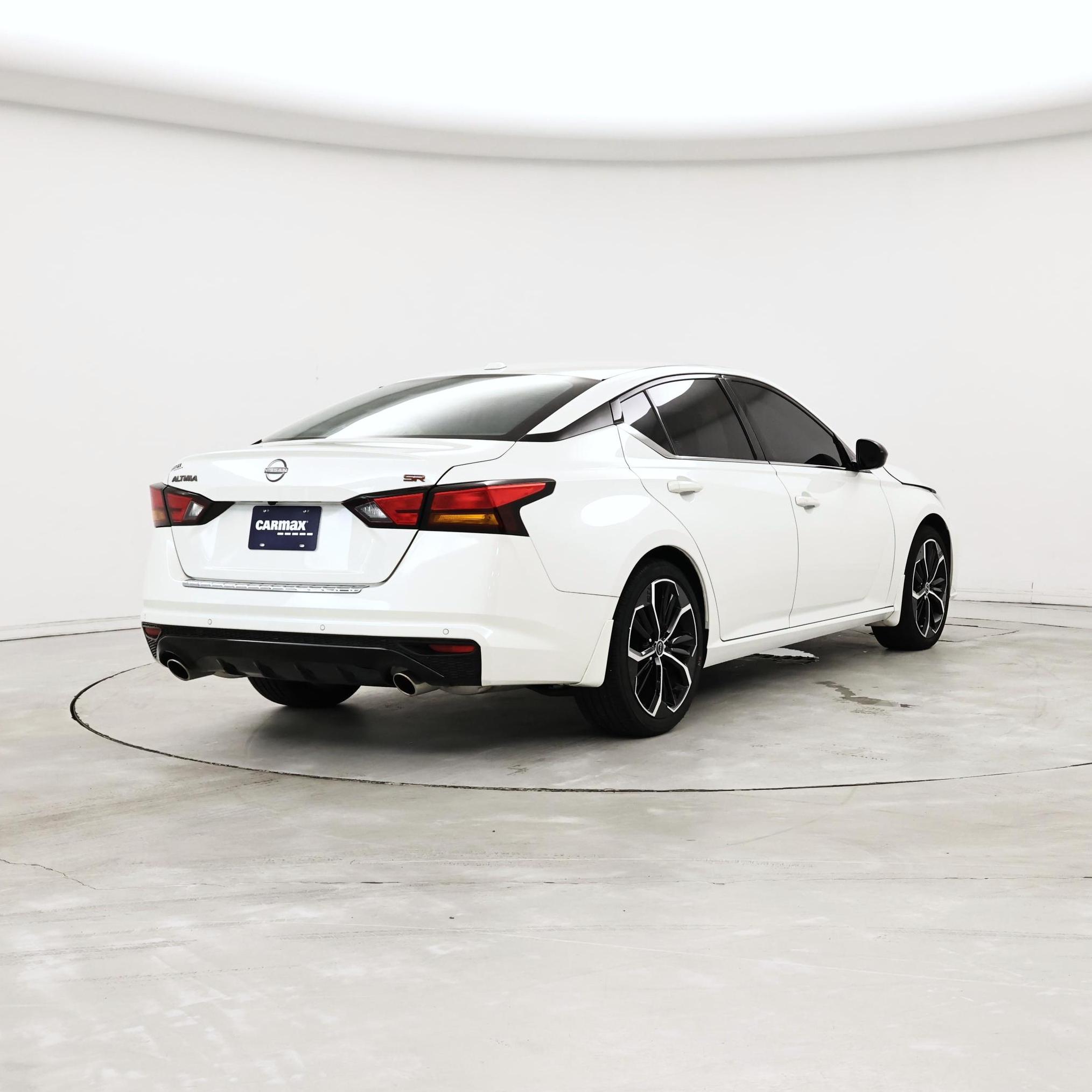 Thumbnail: 2023 Nissan Altima - 8