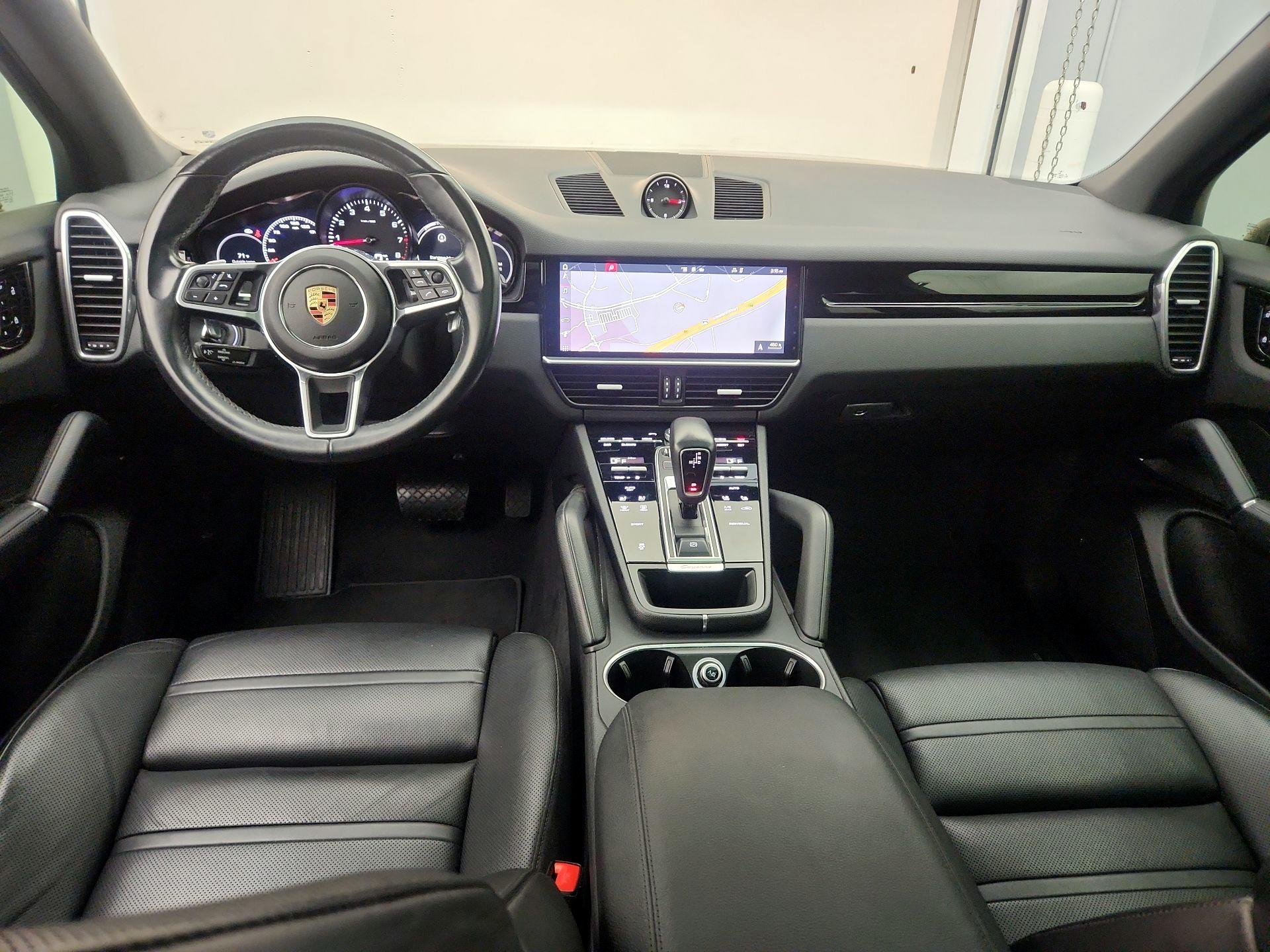 Thumbnail: 2020 Porsche Cayenne - 9