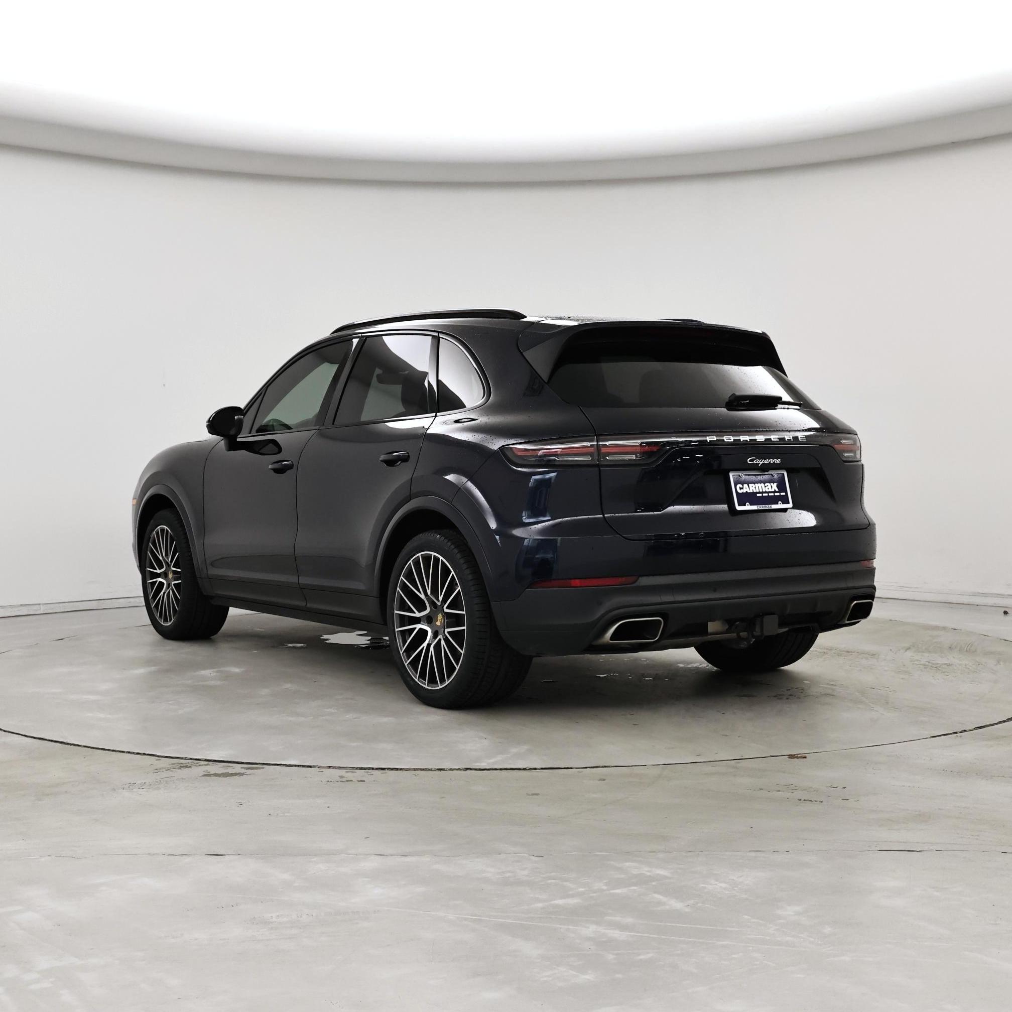 Thumbnail: 2020 Porsche Cayenne - 2