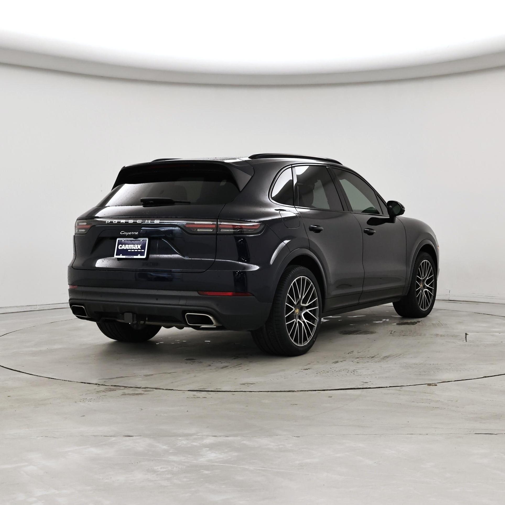 Thumbnail: 2020 Porsche Cayenne - 8