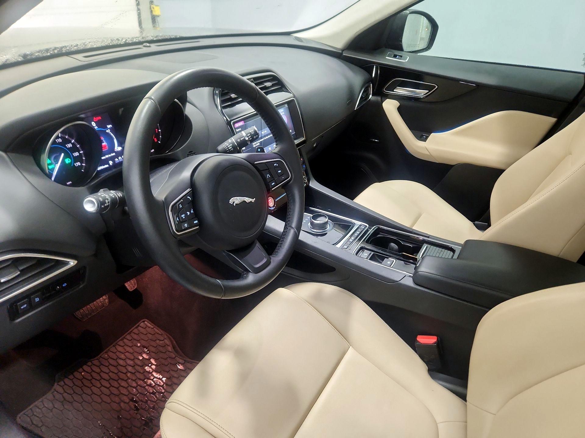 Thumbnail: 2020 Jaguar F-Pace - 11