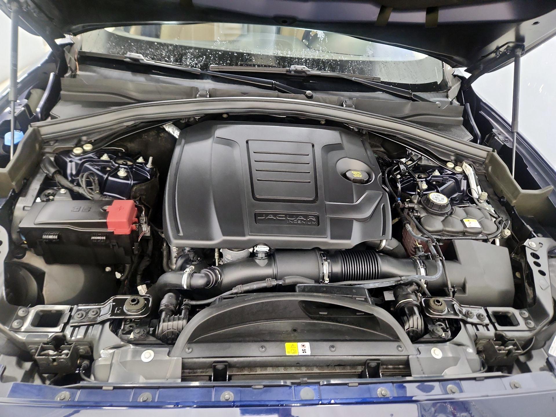 Thumbnail: 2020 Jaguar F-Pace - 20