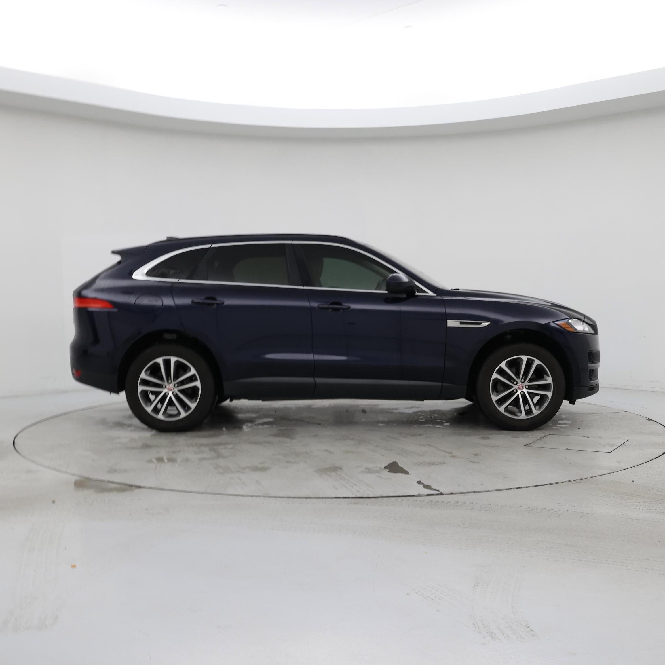 Thumbnail: 2020 Jaguar F-Pace - 7