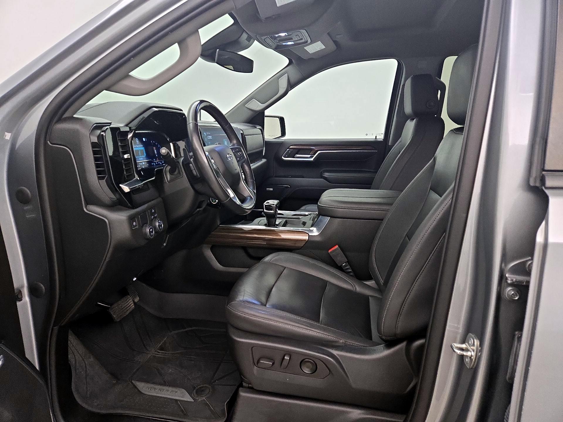 Thumbnail: 2023 Chevrolet Silverado 1500 - 11