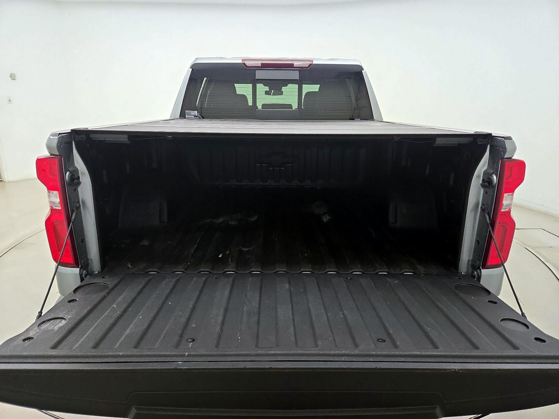 Thumbnail: 2023 Chevrolet Silverado 1500 - 20