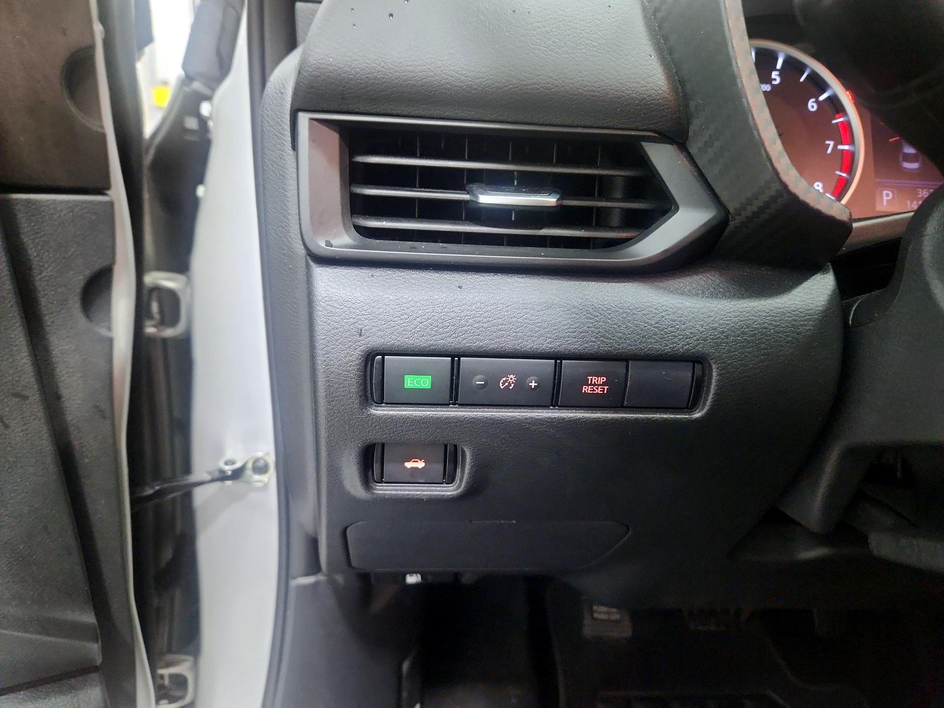 Thumbnail: 2023 Nissan Sentra - 13