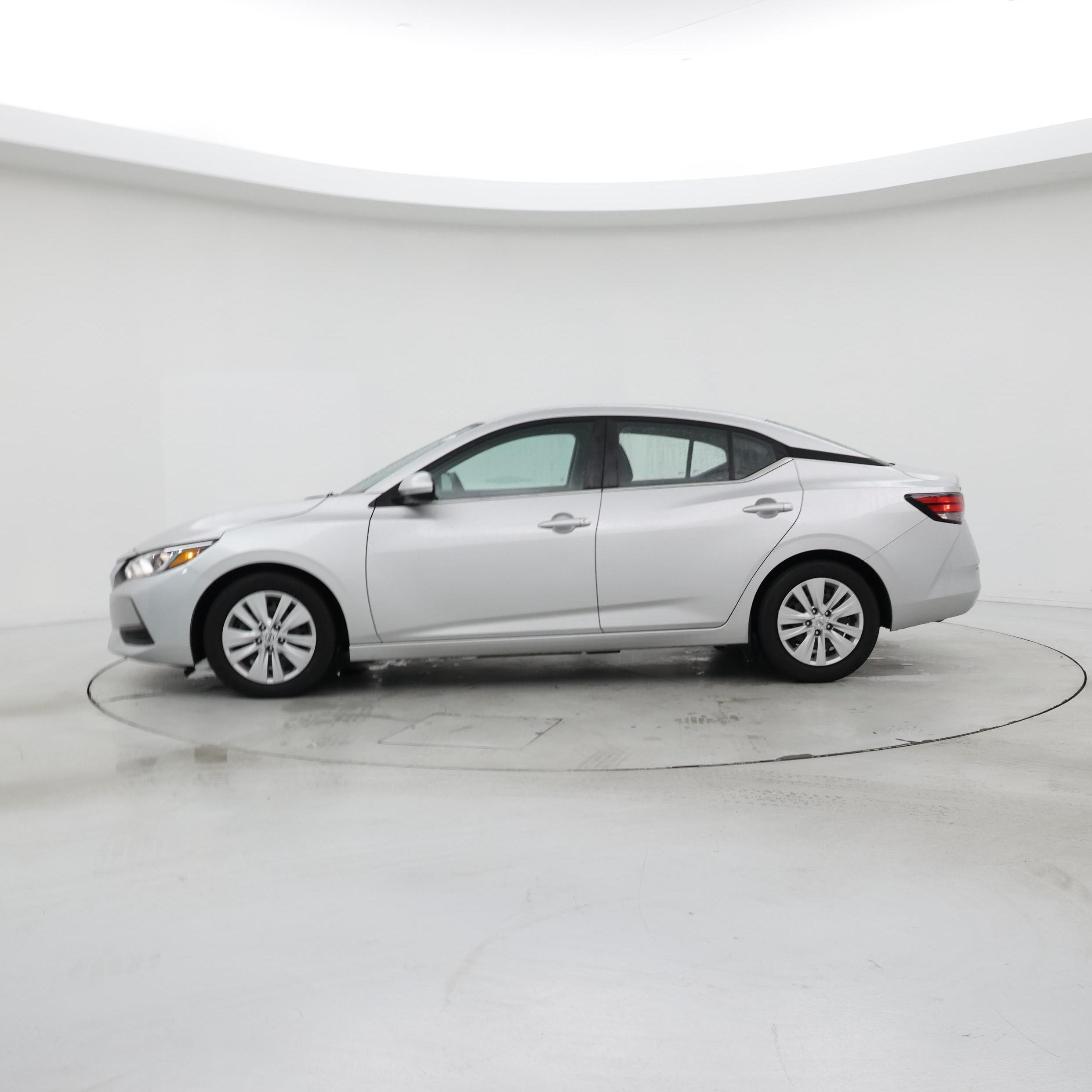 Thumbnail: 2023 Nissan Sentra - 3