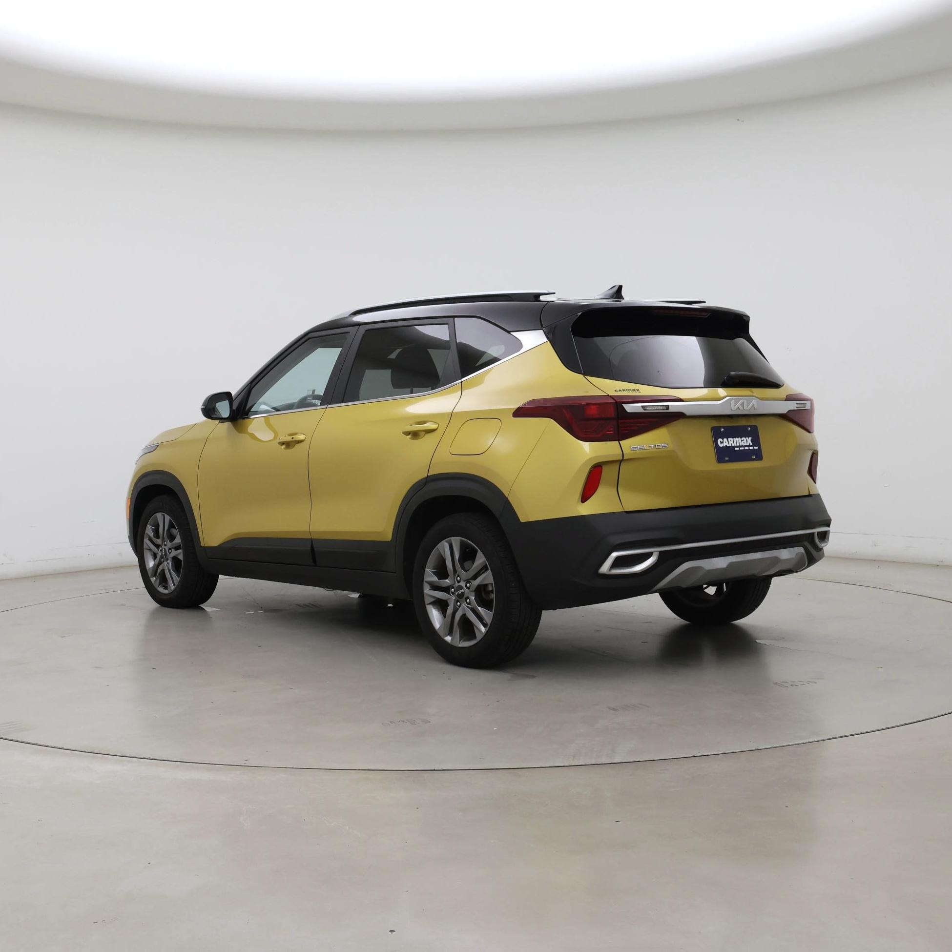 Thumbnail: 2022 Kia Seltos - 2