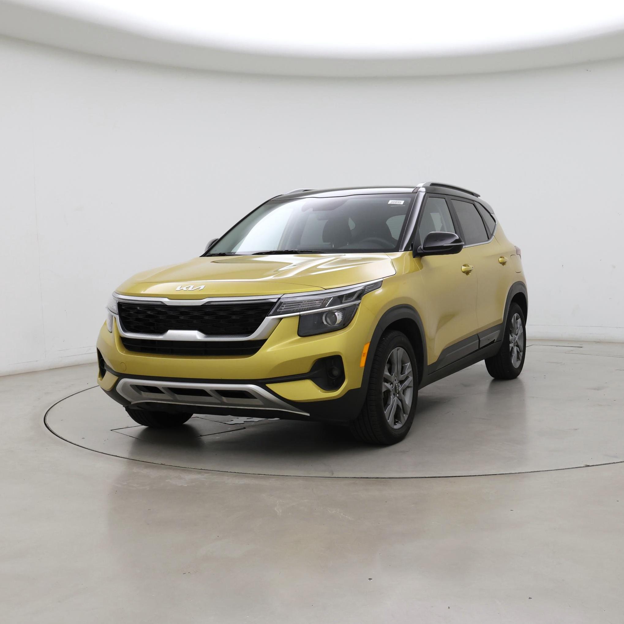 Thumbnail: 2022 Kia Seltos - 4