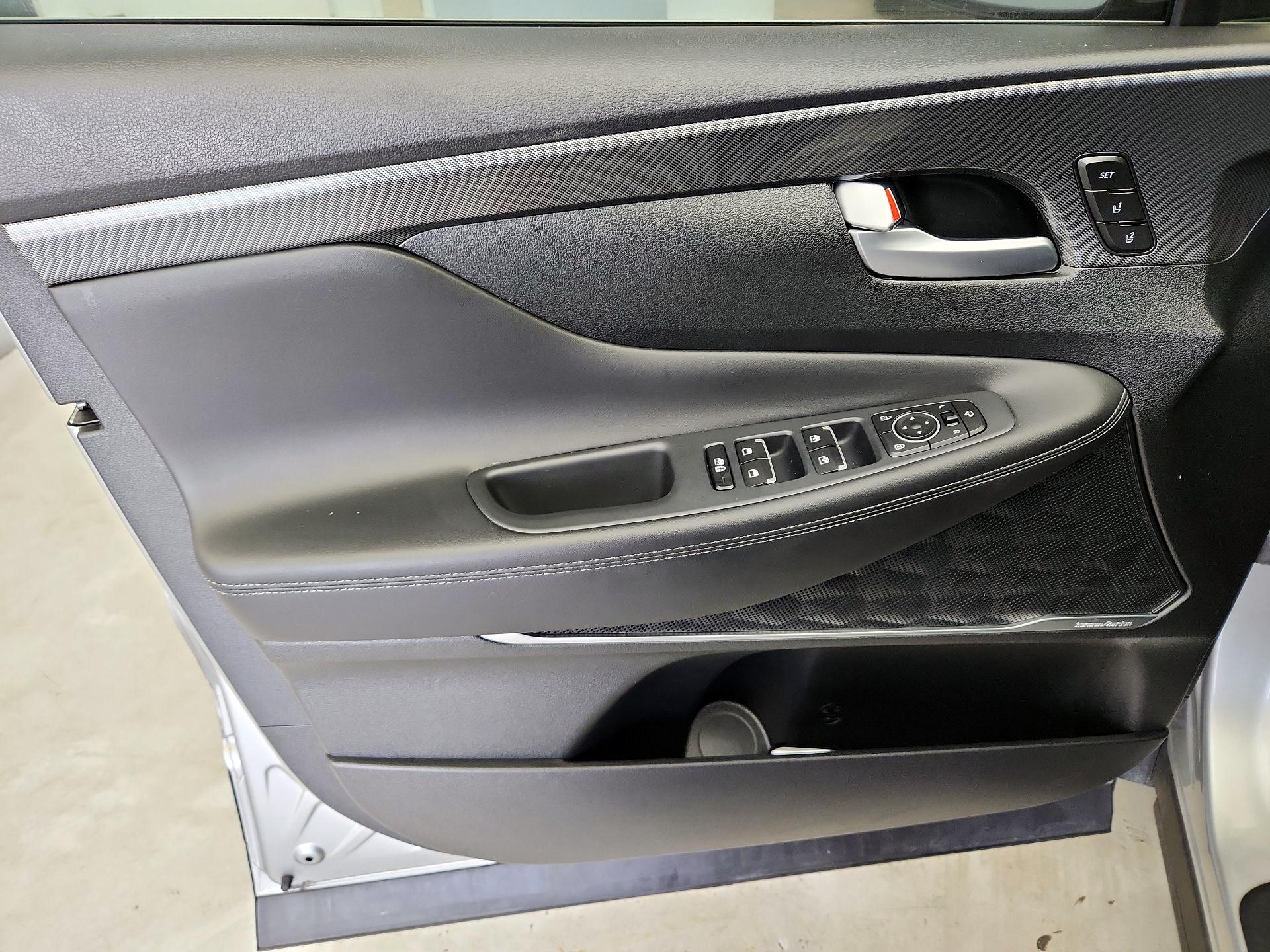 Thumbnail: 2023 Hyundai Santa Fe - 12