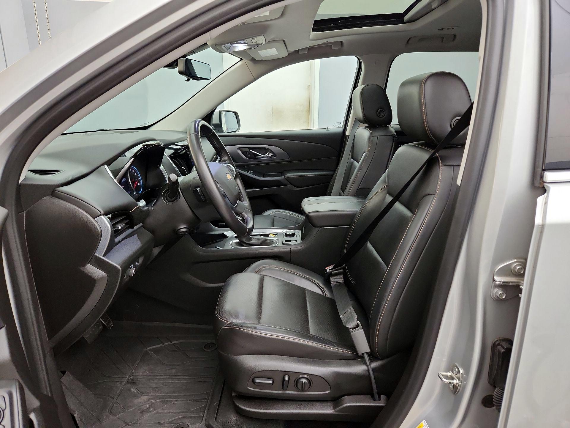 Thumbnail: 2021 Chevrolet Traverse - 11