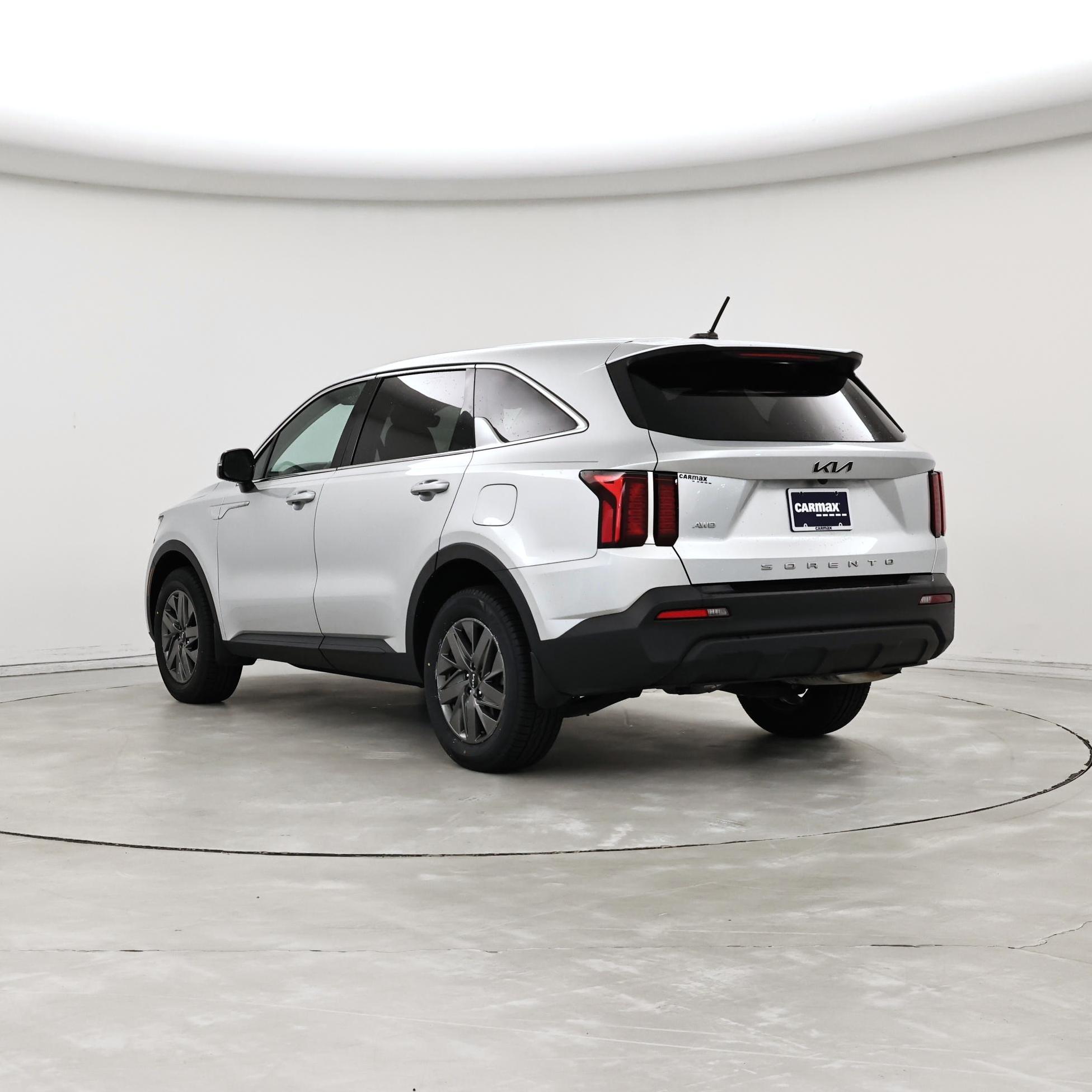 Thumbnail: 2022 Kia Sorento - 2