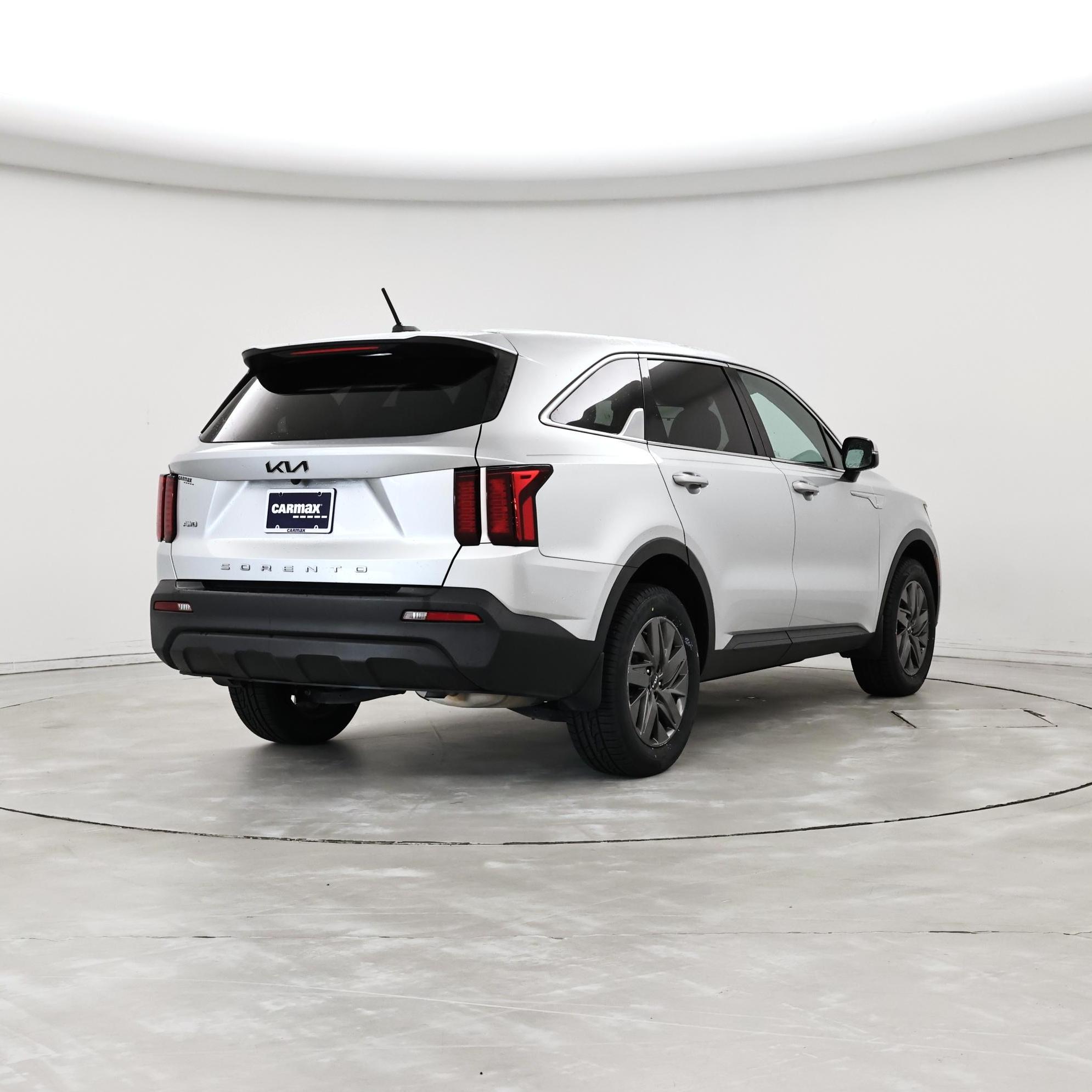 Thumbnail: 2022 Kia Sorento - 8