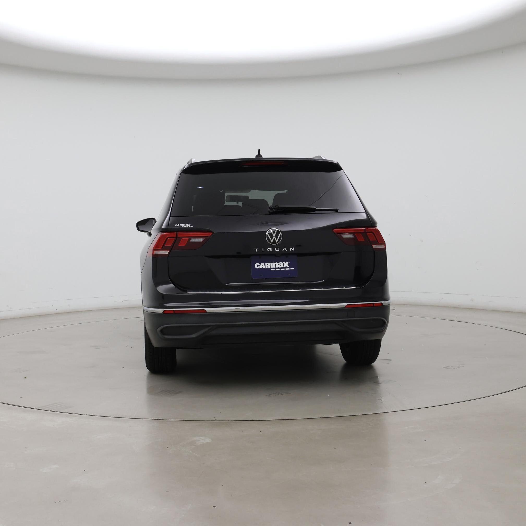 Thumbnail: 2022 Volkswagen Tiguan - 6