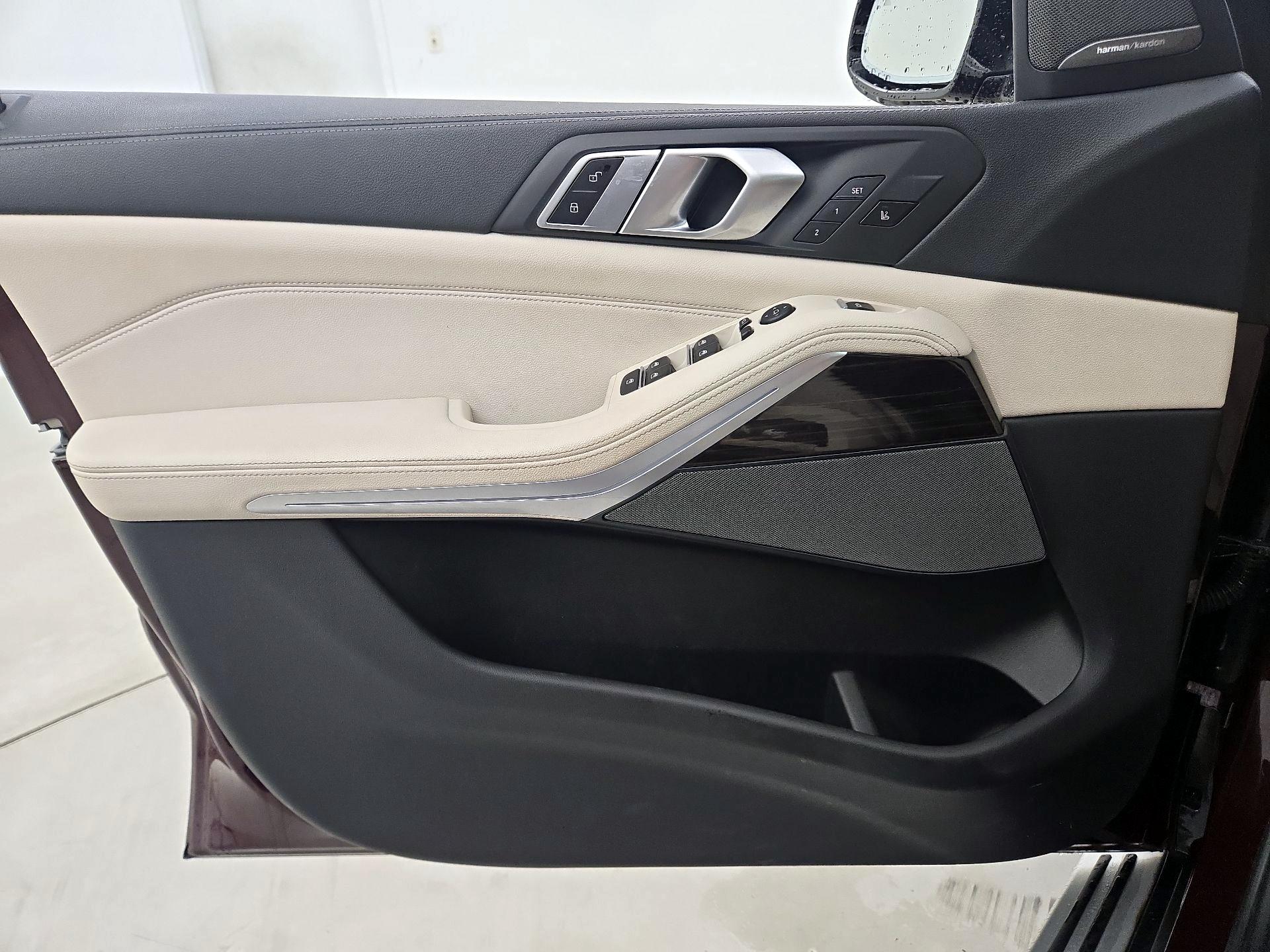 Thumbnail: 2020 BMW X5 - 12