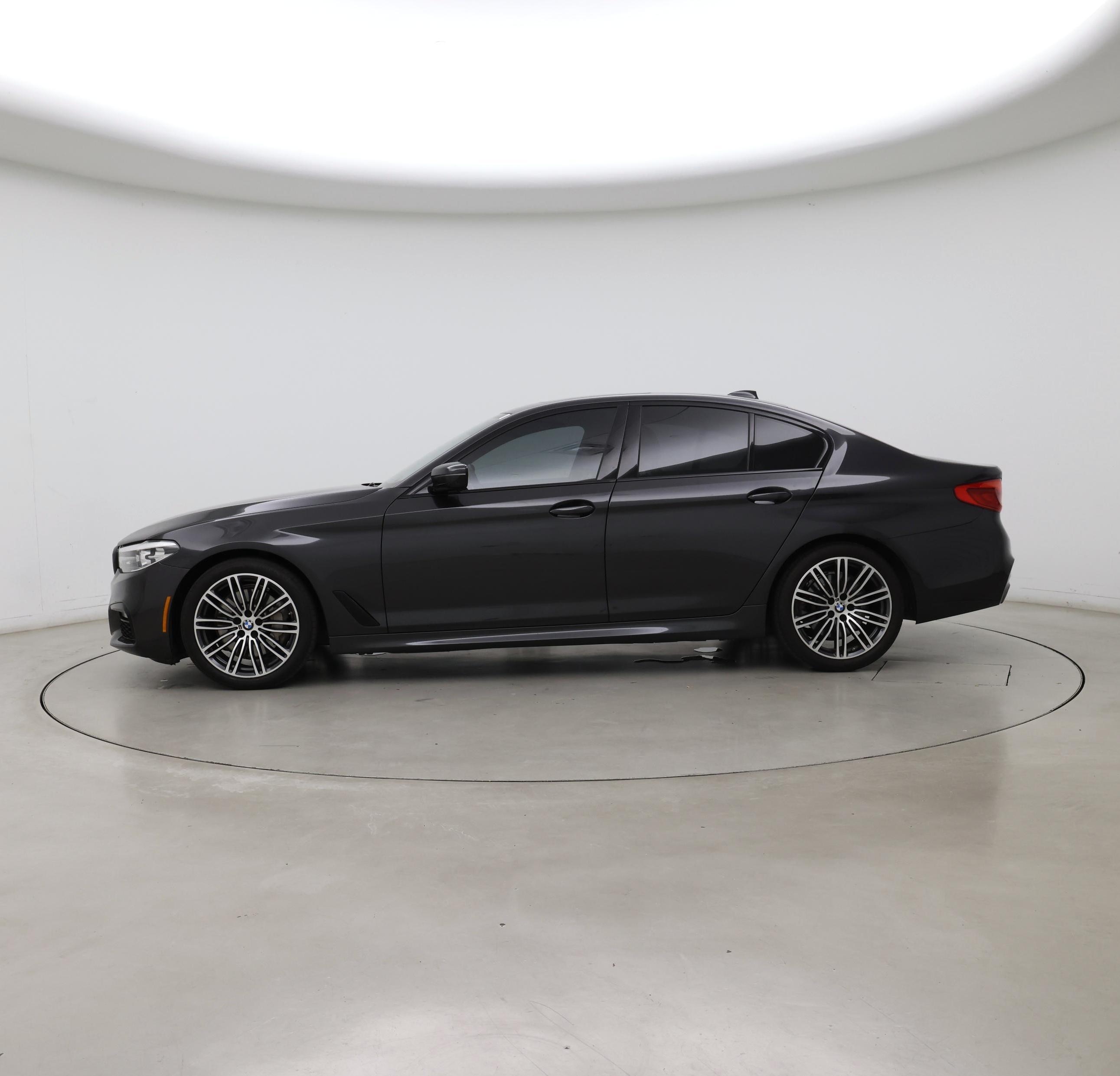 Thumbnail: 2020 BMW 5 Series - 3