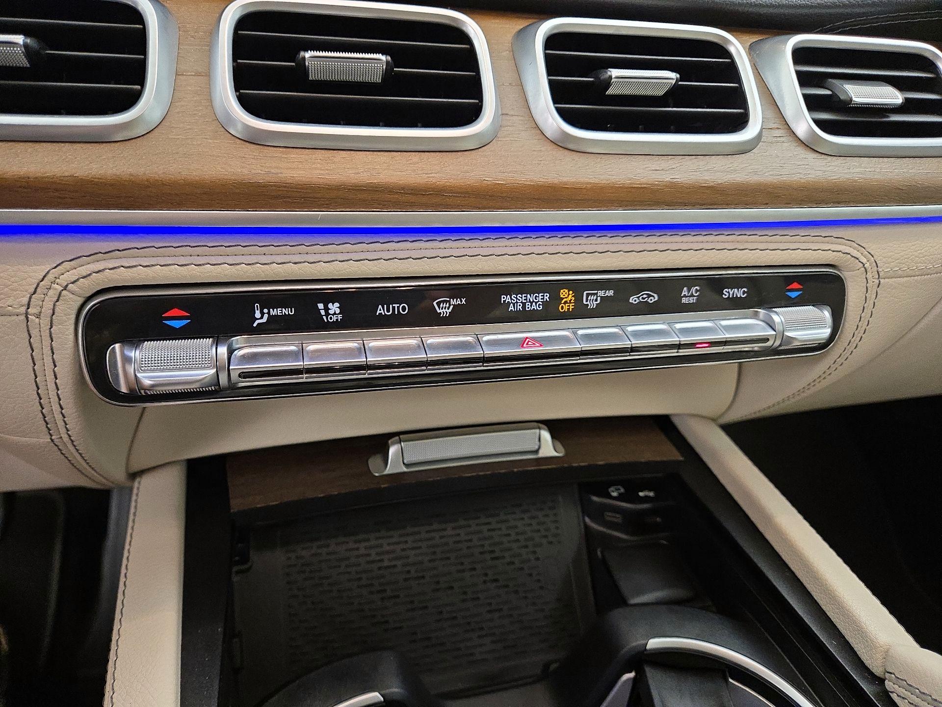 Thumbnail: 2021 Mercedes-Benz GLE - 17