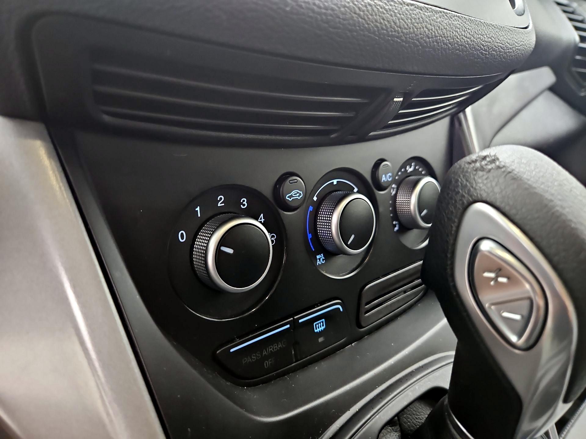 Thumbnail: 2016 Ford Escape - 16