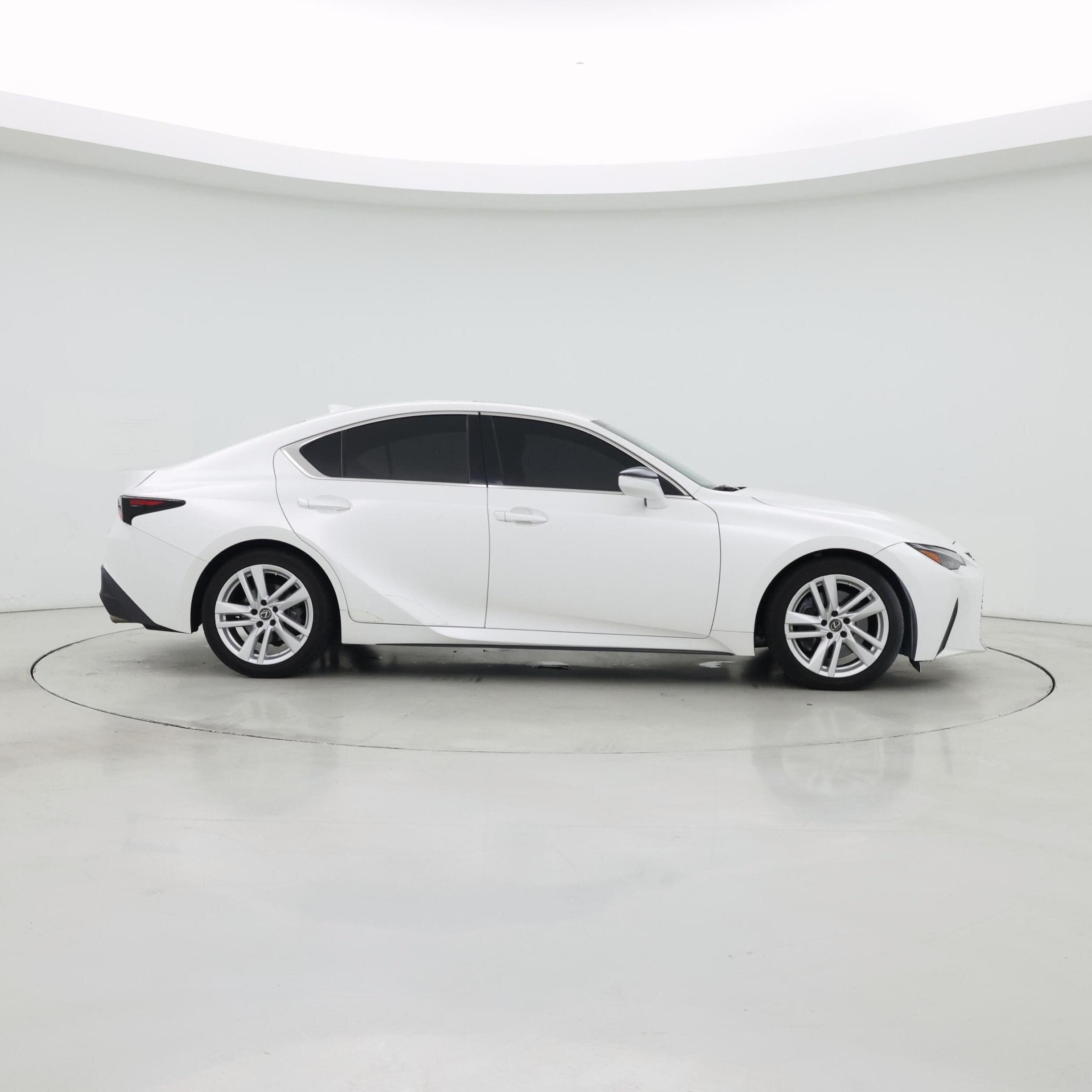 Thumbnail: 2021 Lexus IS - 7