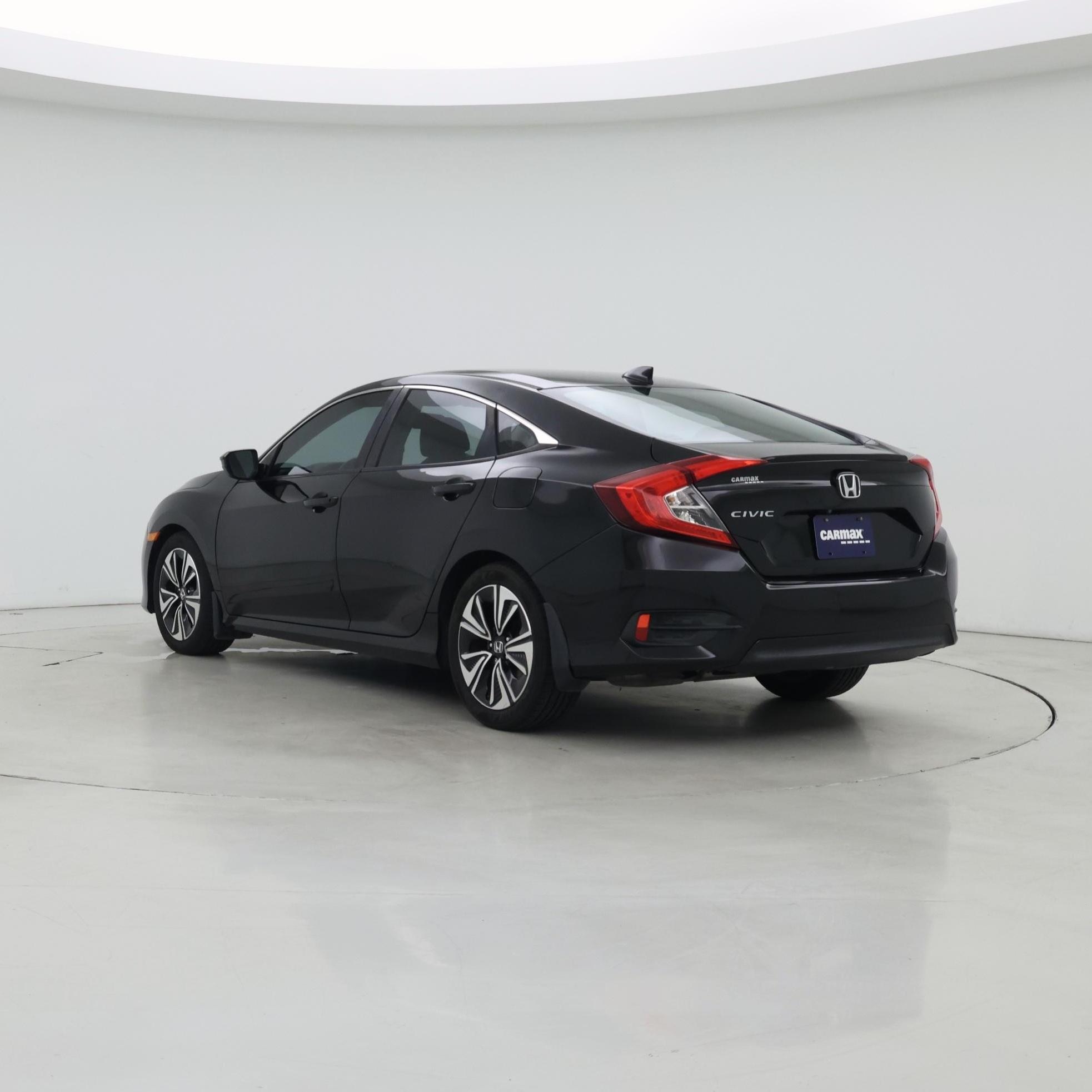 Thumbnail: 2017 Honda Civic - 2