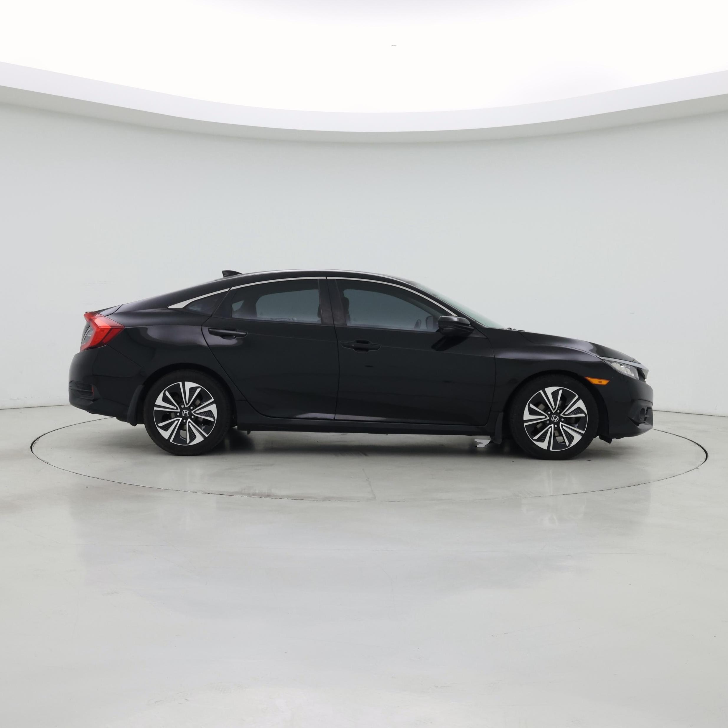 Thumbnail: 2017 Honda Civic - 7