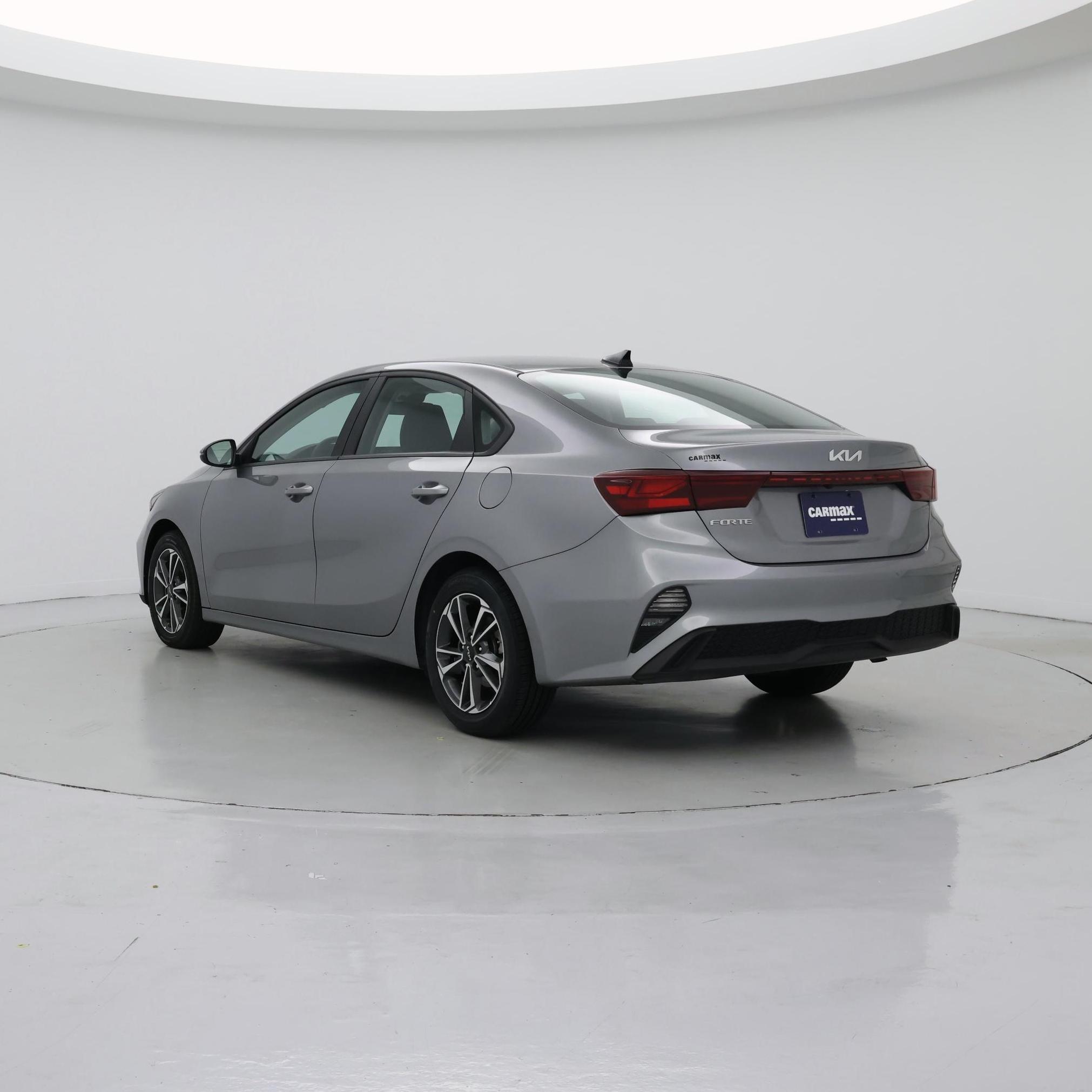 Thumbnail: 2024 Kia Forte - 2
