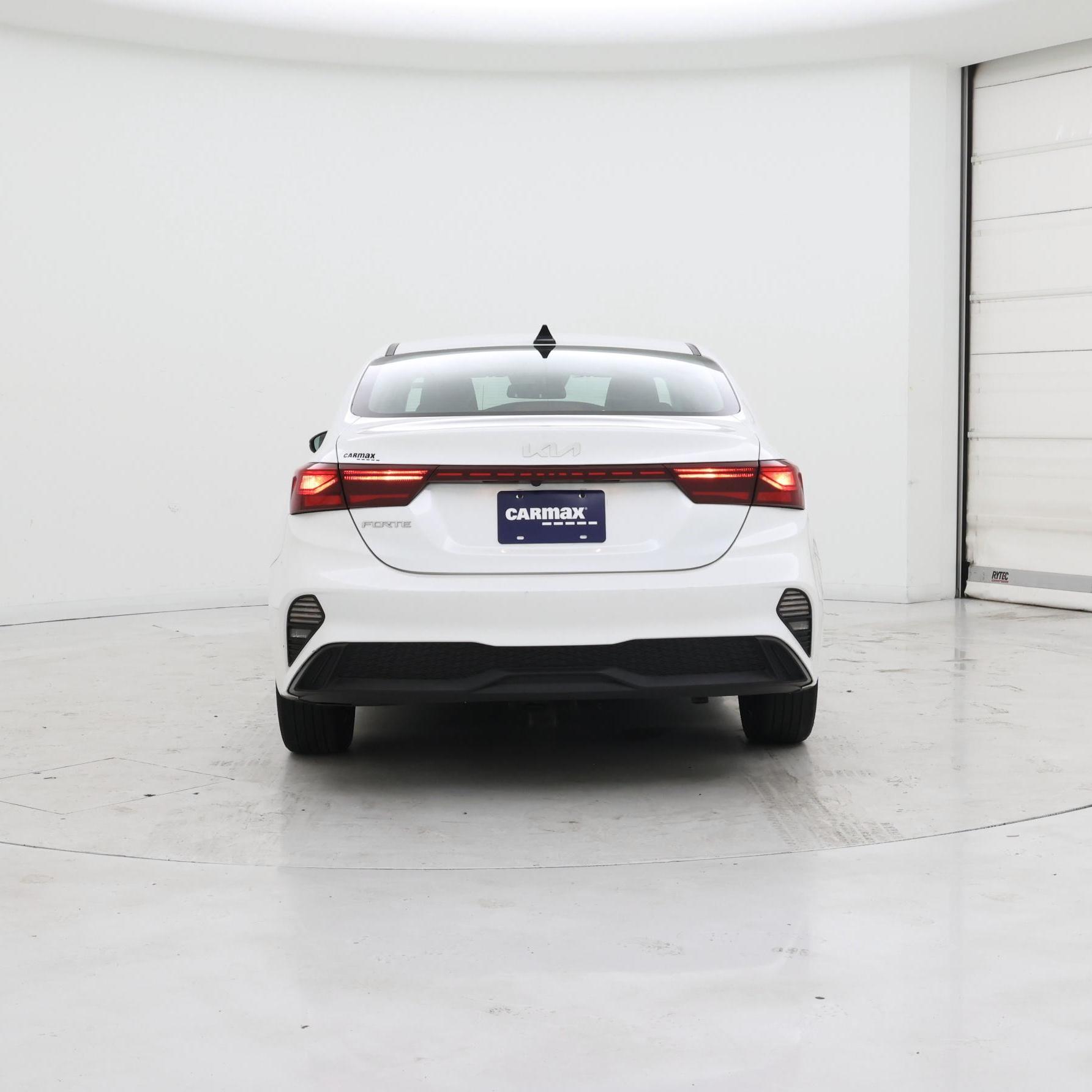 Thumbnail: 2022 Kia Forte - 6