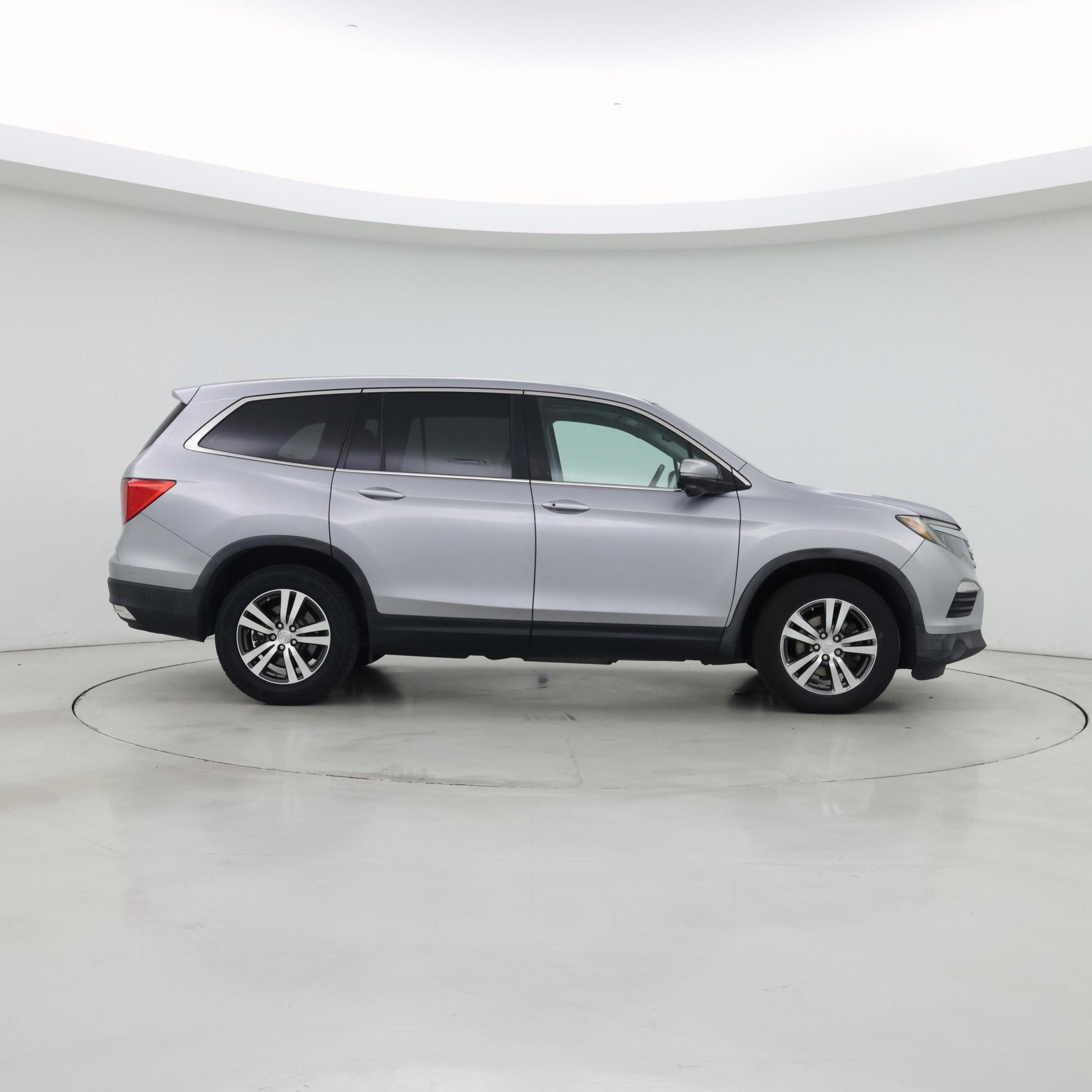 Thumbnail: 2018 Honda Pilot - 7