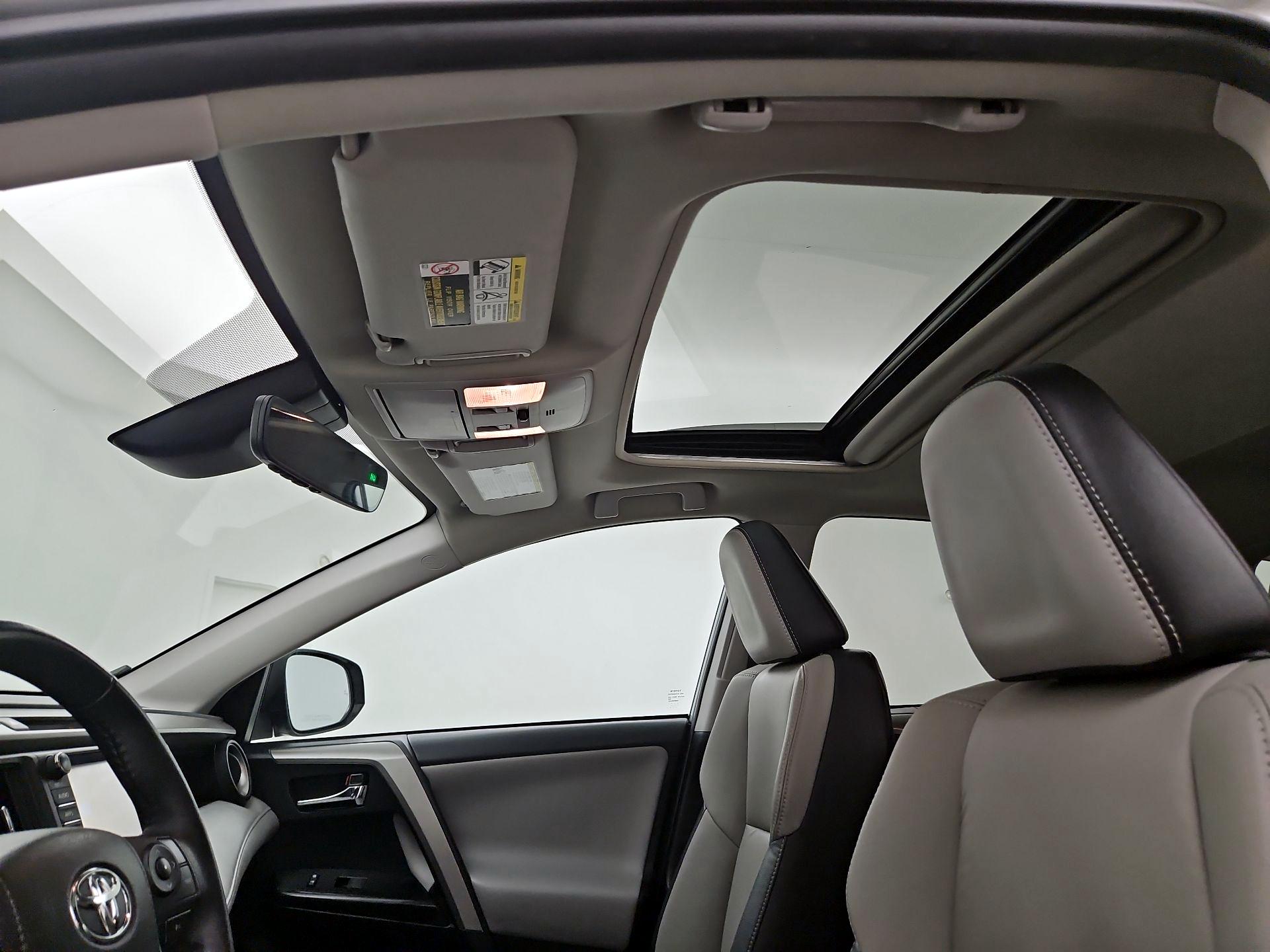 Thumbnail: 2017 Toyota RAV4 - 19