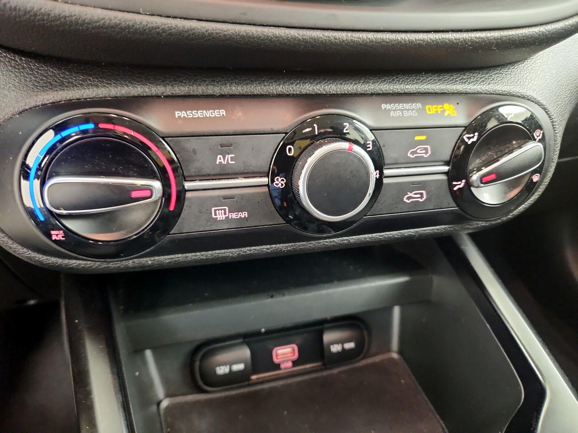 Thumbnail: 2022 Kia Soul - 16