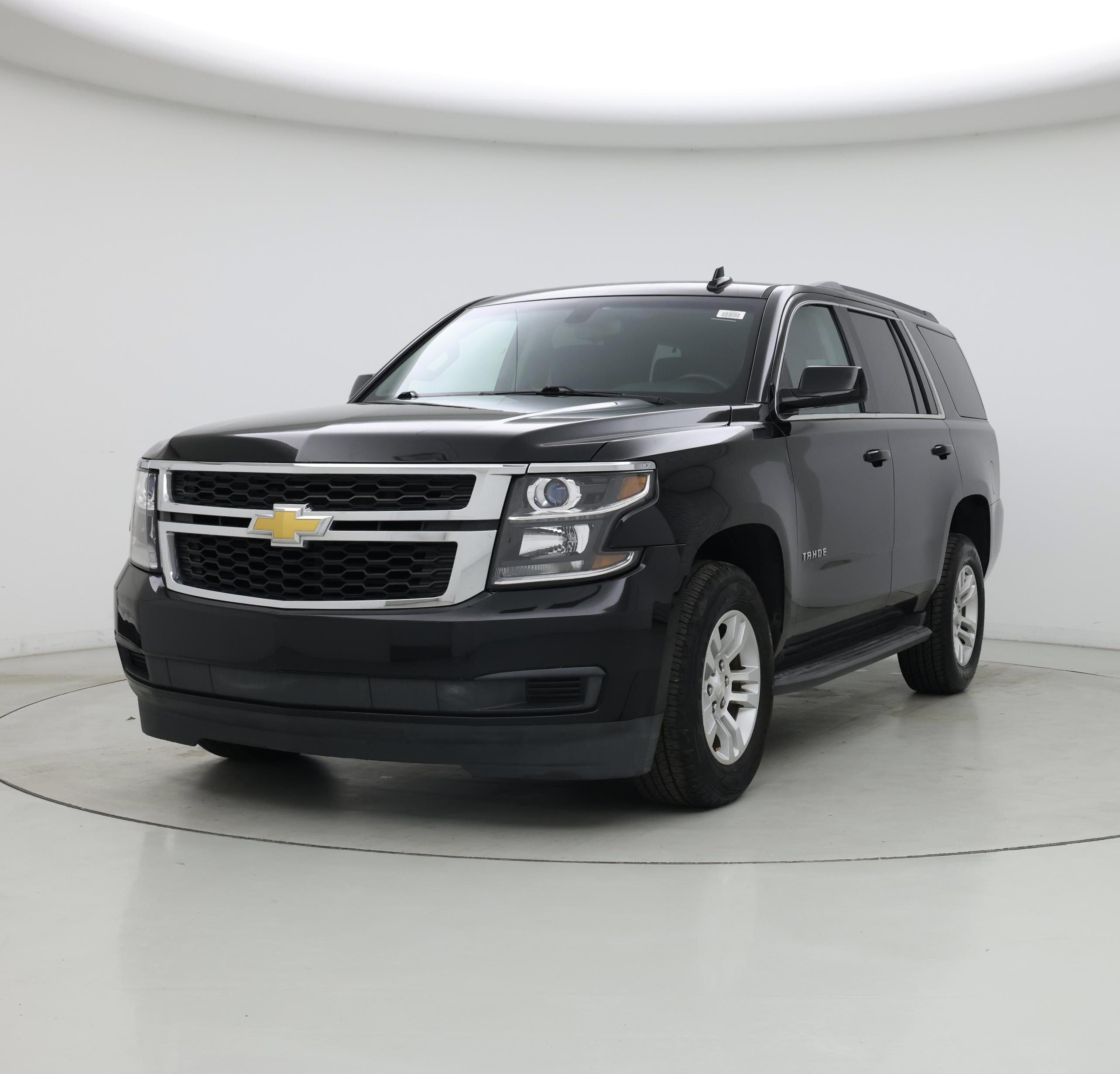 Thumbnail: 2017 Chevrolet Tahoe - 4