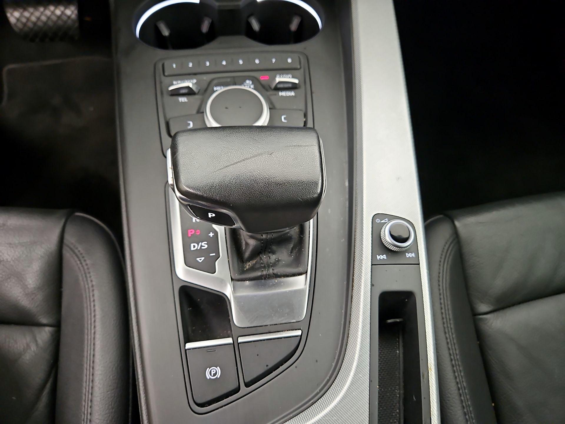 Thumbnail: 2017 Audi A4 - 17