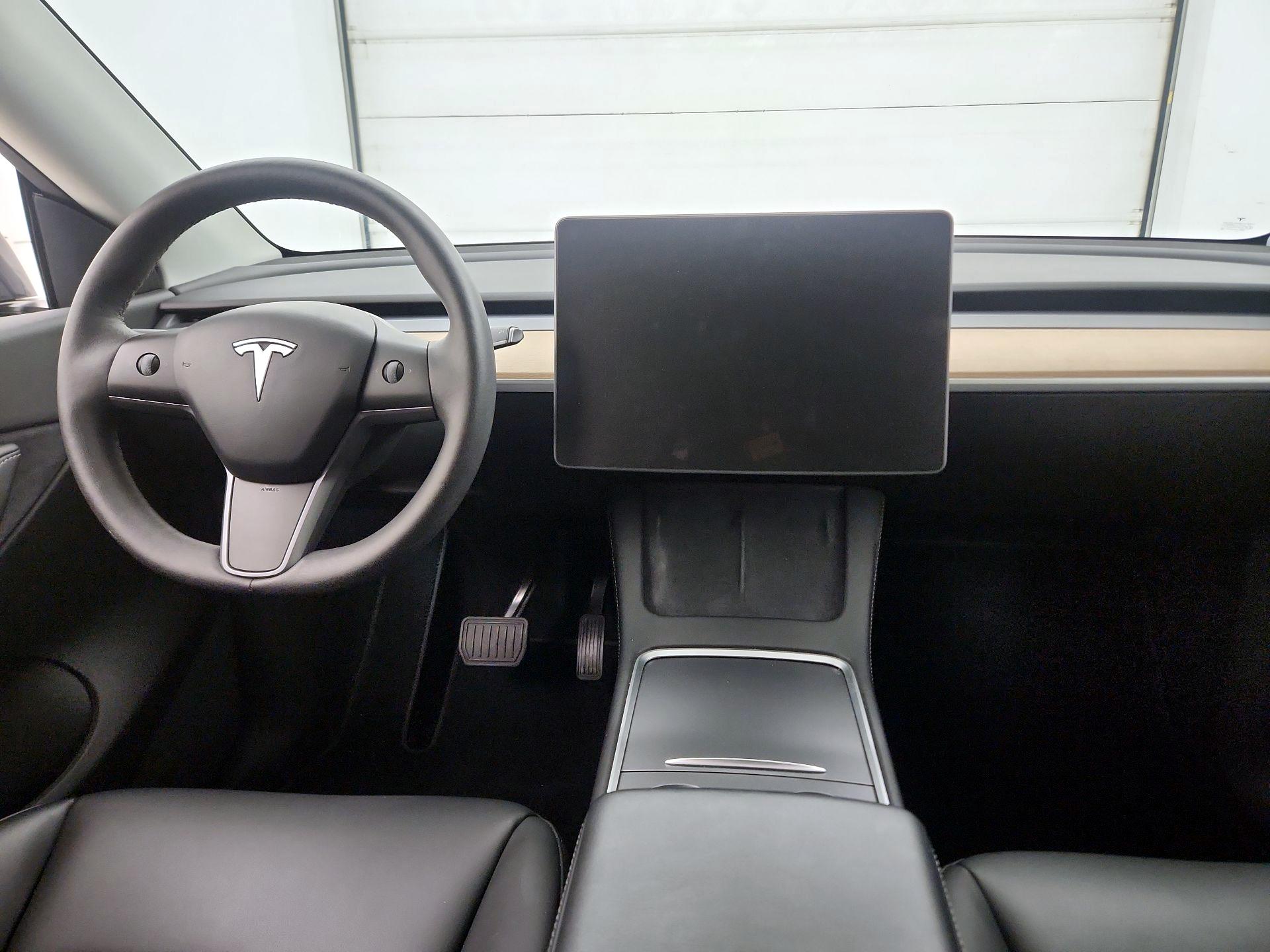 Thumbnail: 2022 Tesla Model Y - 9