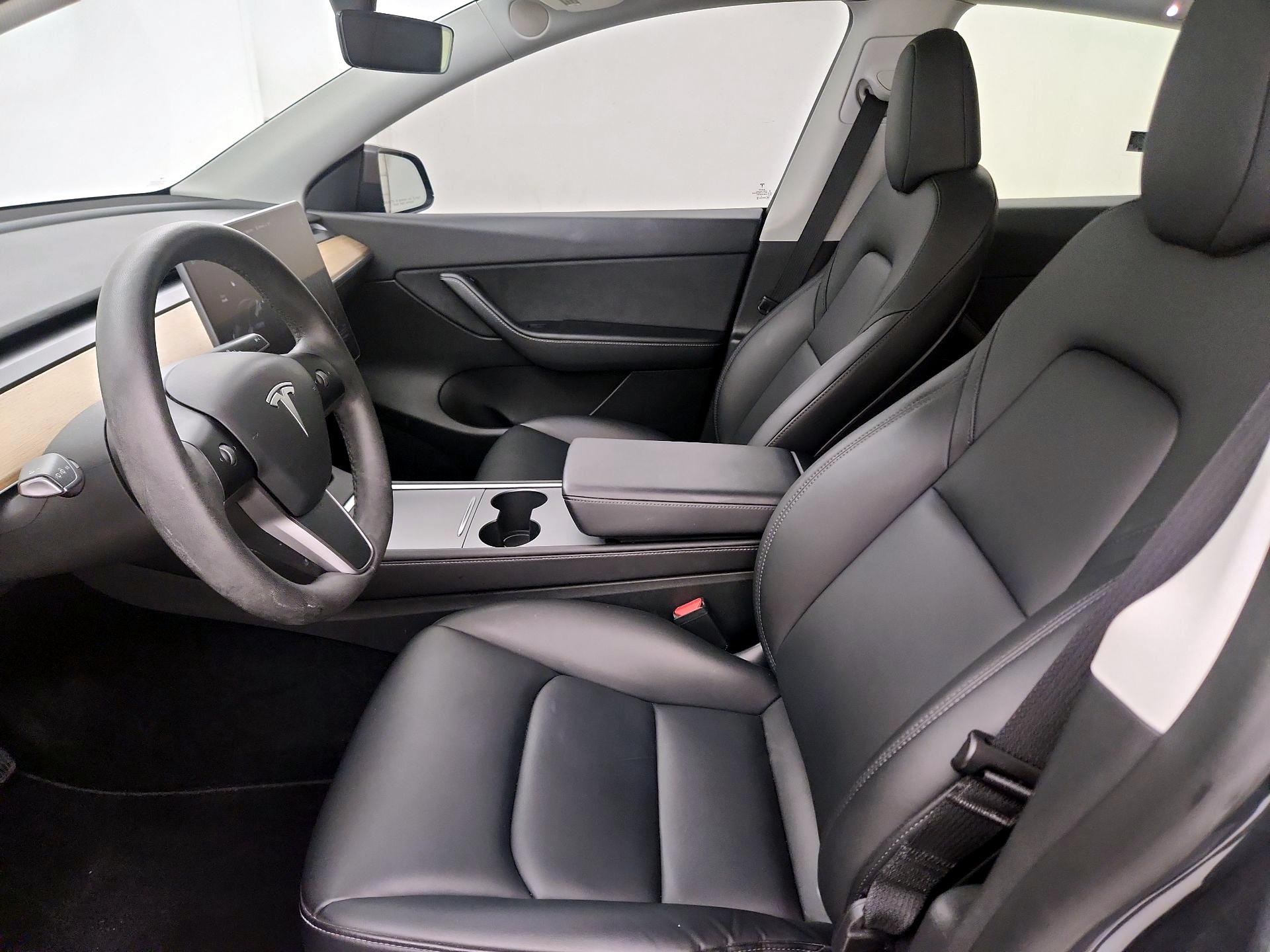 Thumbnail: 2022 Tesla Model Y - 11