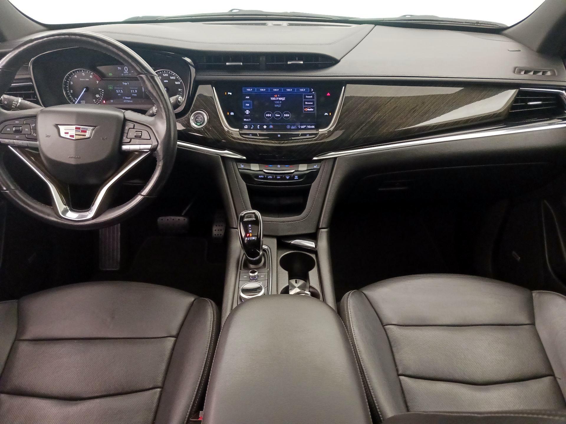 Thumbnail: 2020 Cadillac XT6 - 9