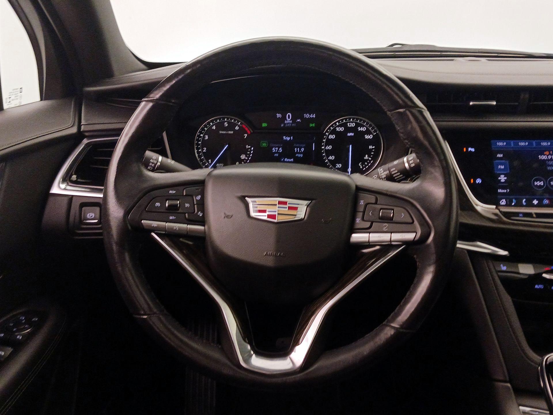 Thumbnail: 2020 Cadillac XT6 - 10