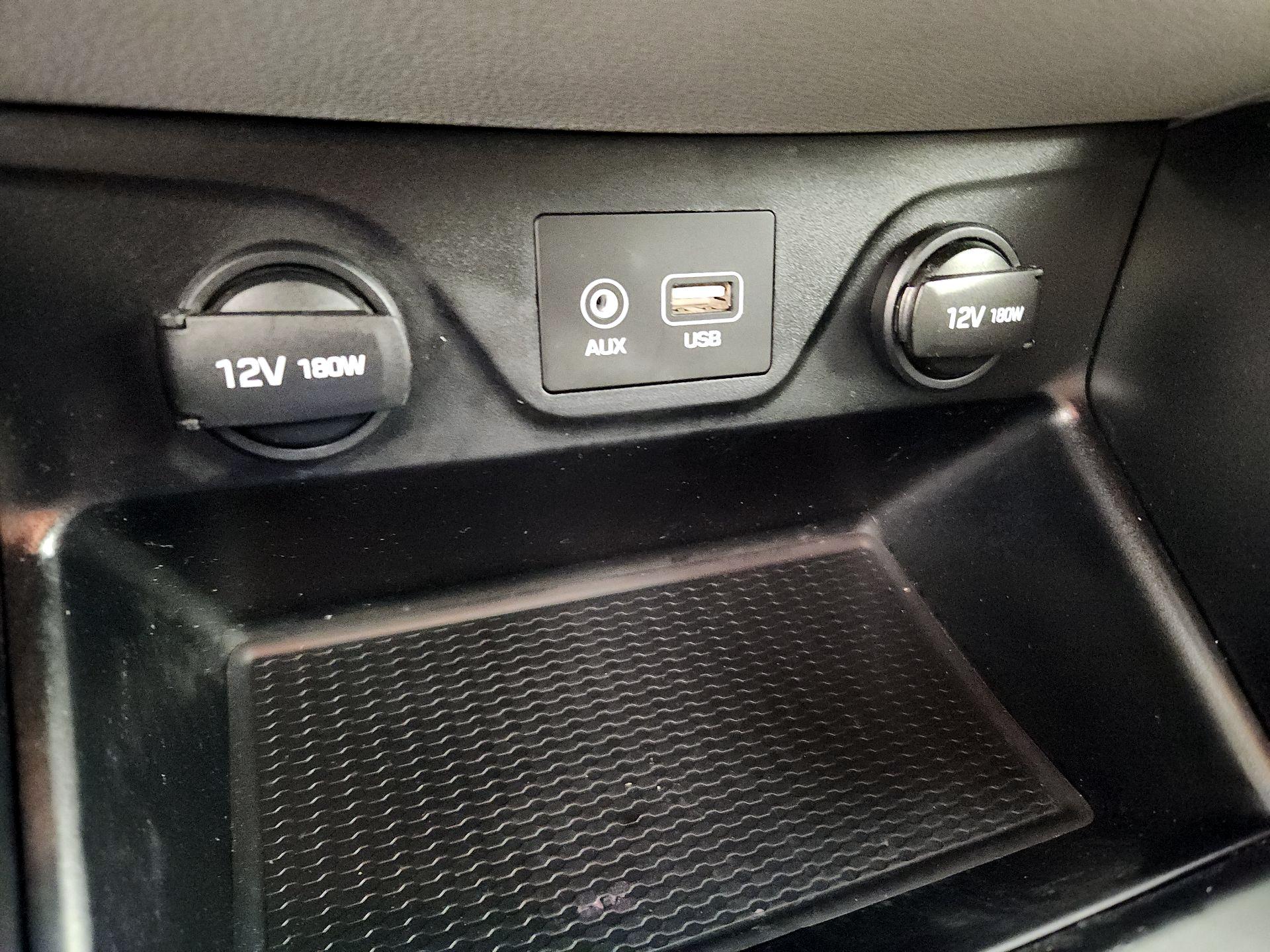 Thumbnail: 2021 Hyundai Tucson - 18