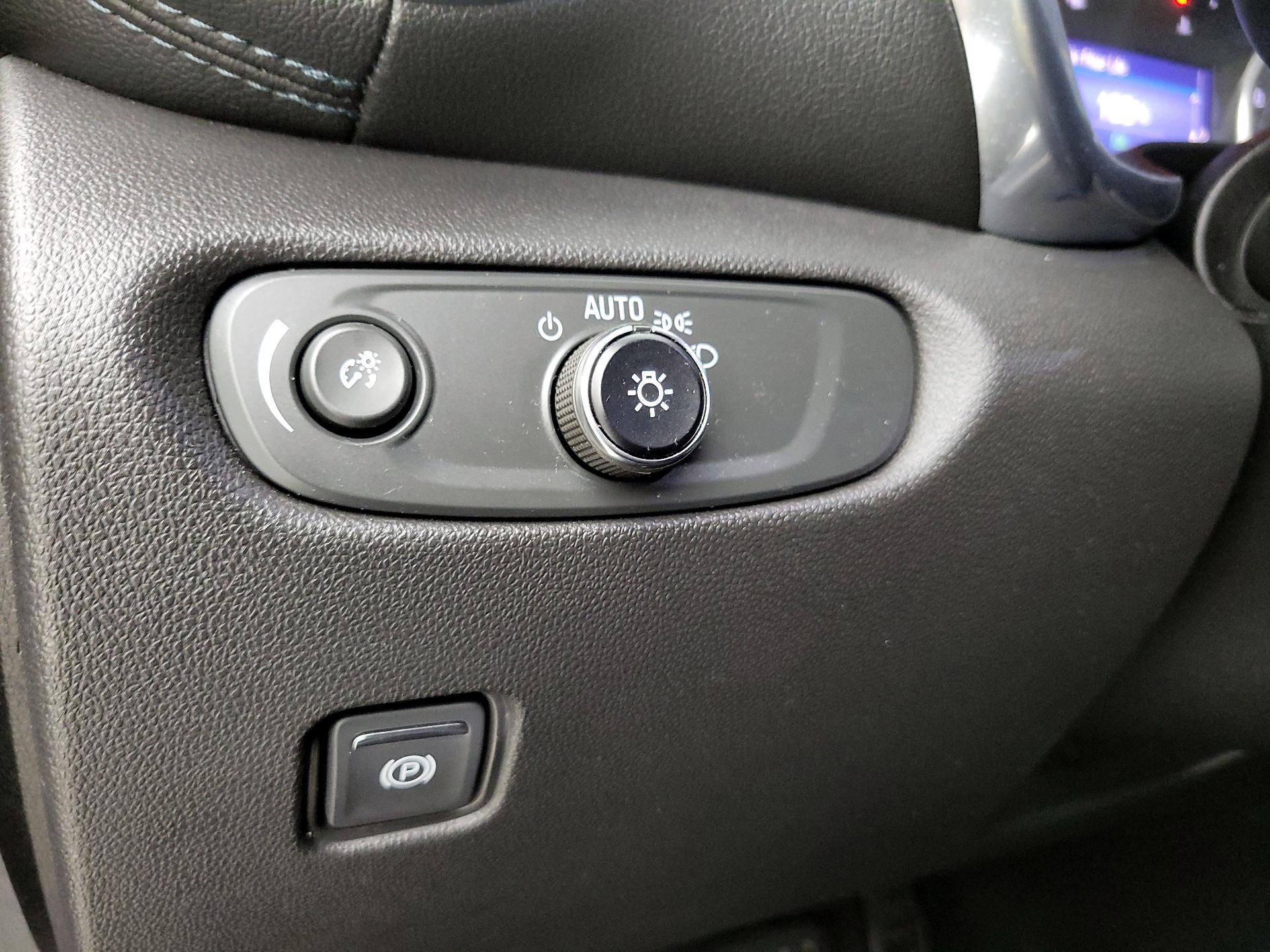 Thumbnail: 2020 Chevrolet Blazer - 13