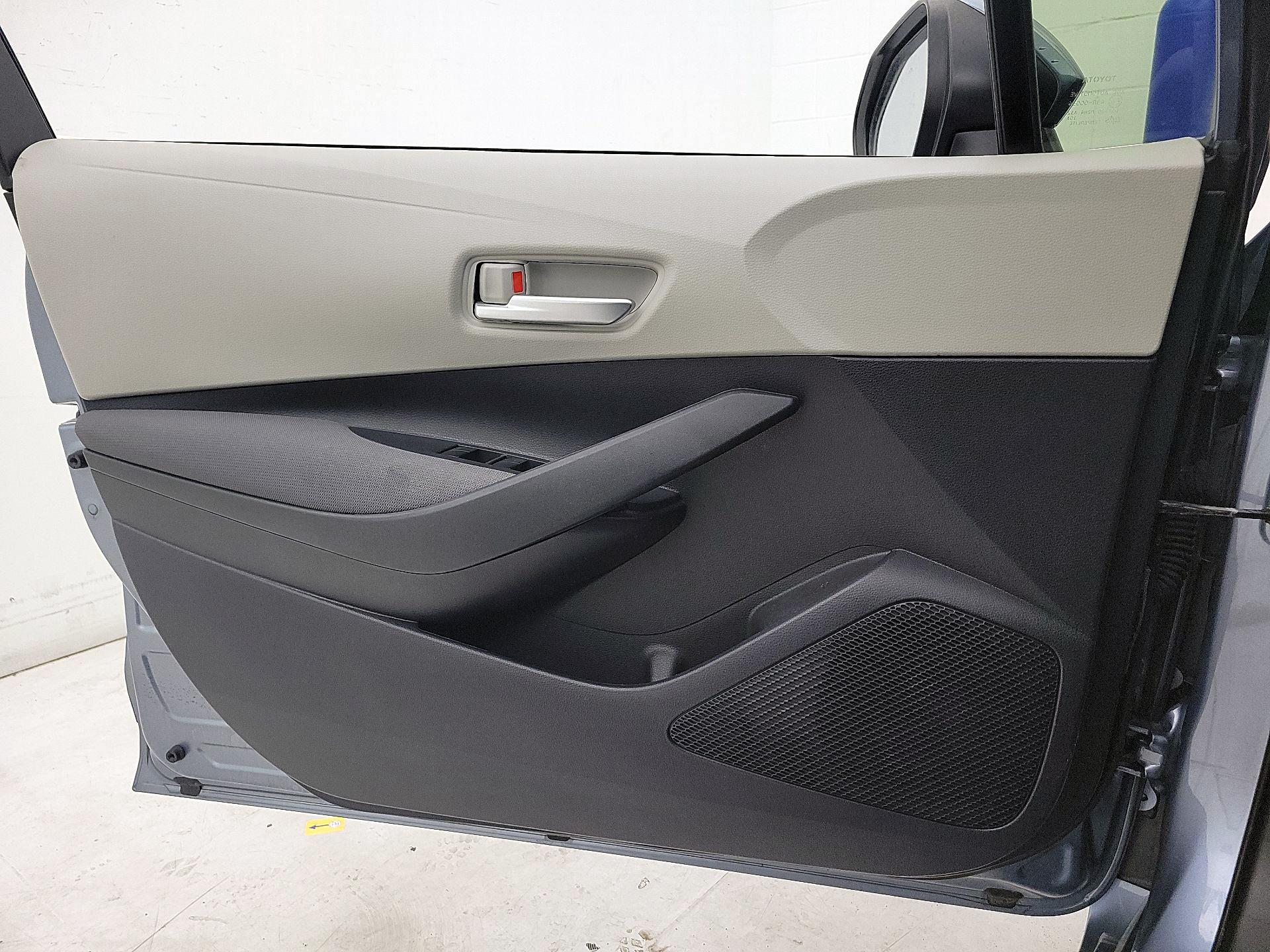 Thumbnail: 2021 Toyota Corolla - 12