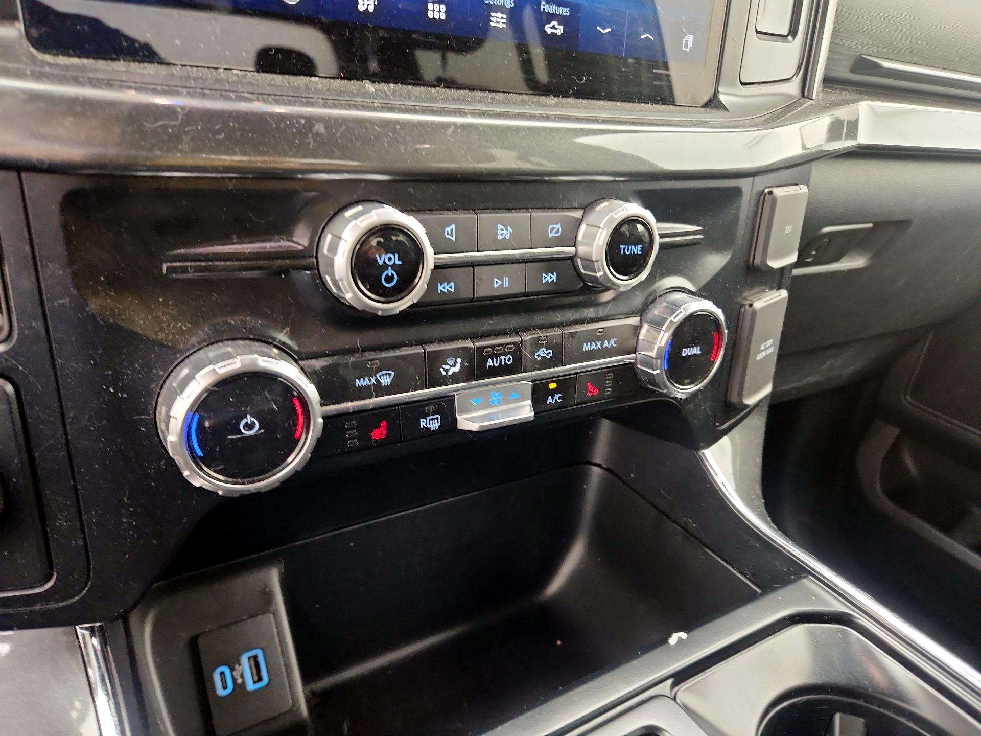 Thumbnail: 2023 Ford F-150 - 16