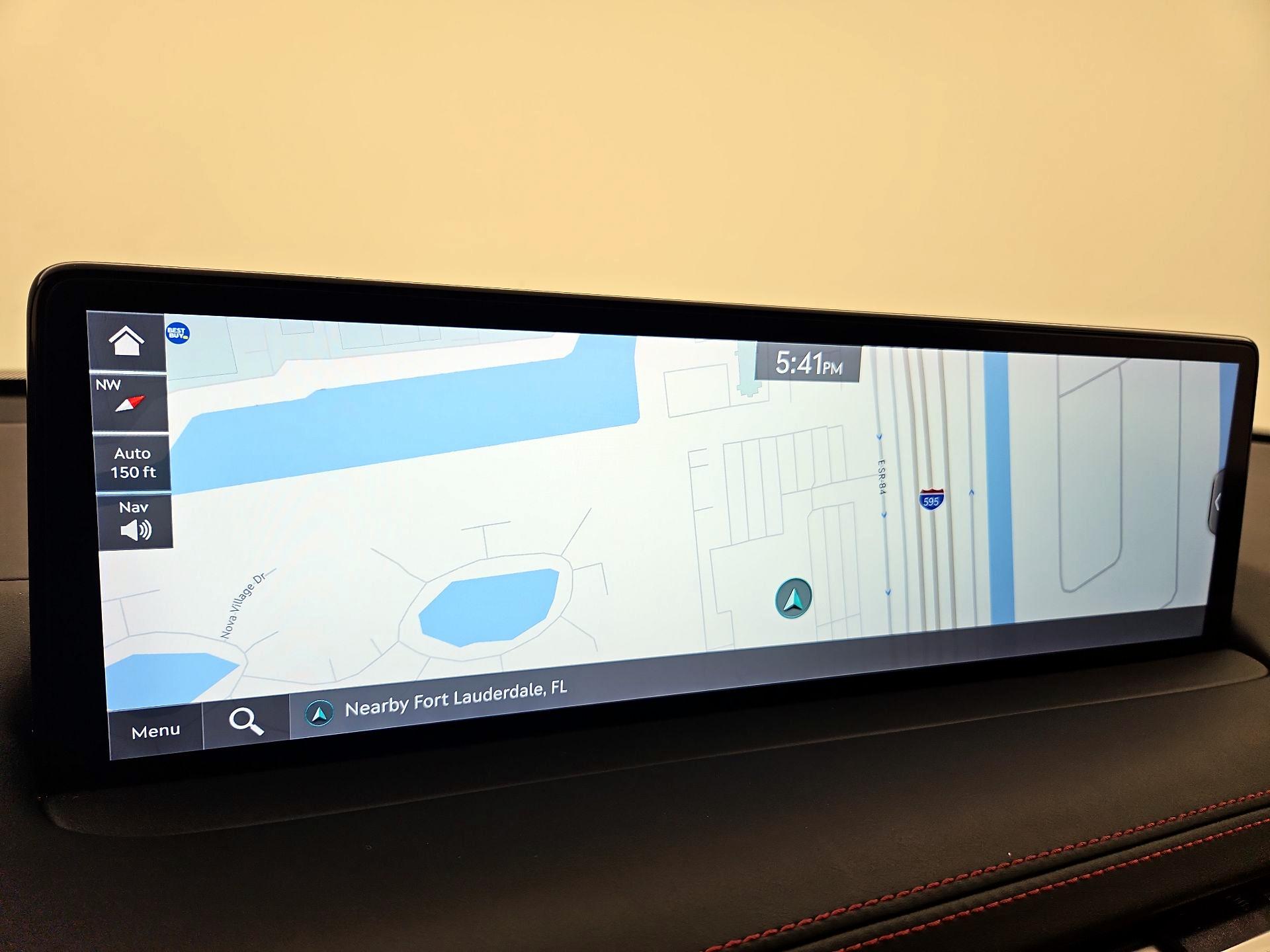 Thumbnail: 2023 Genesis GV70 - 14