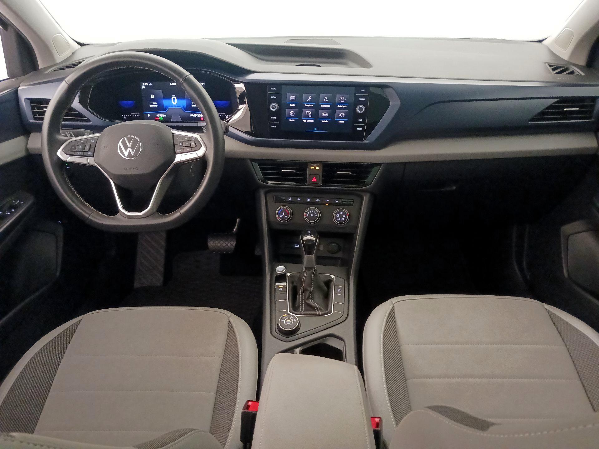 Thumbnail: 2022 Volkswagen Taos - 9