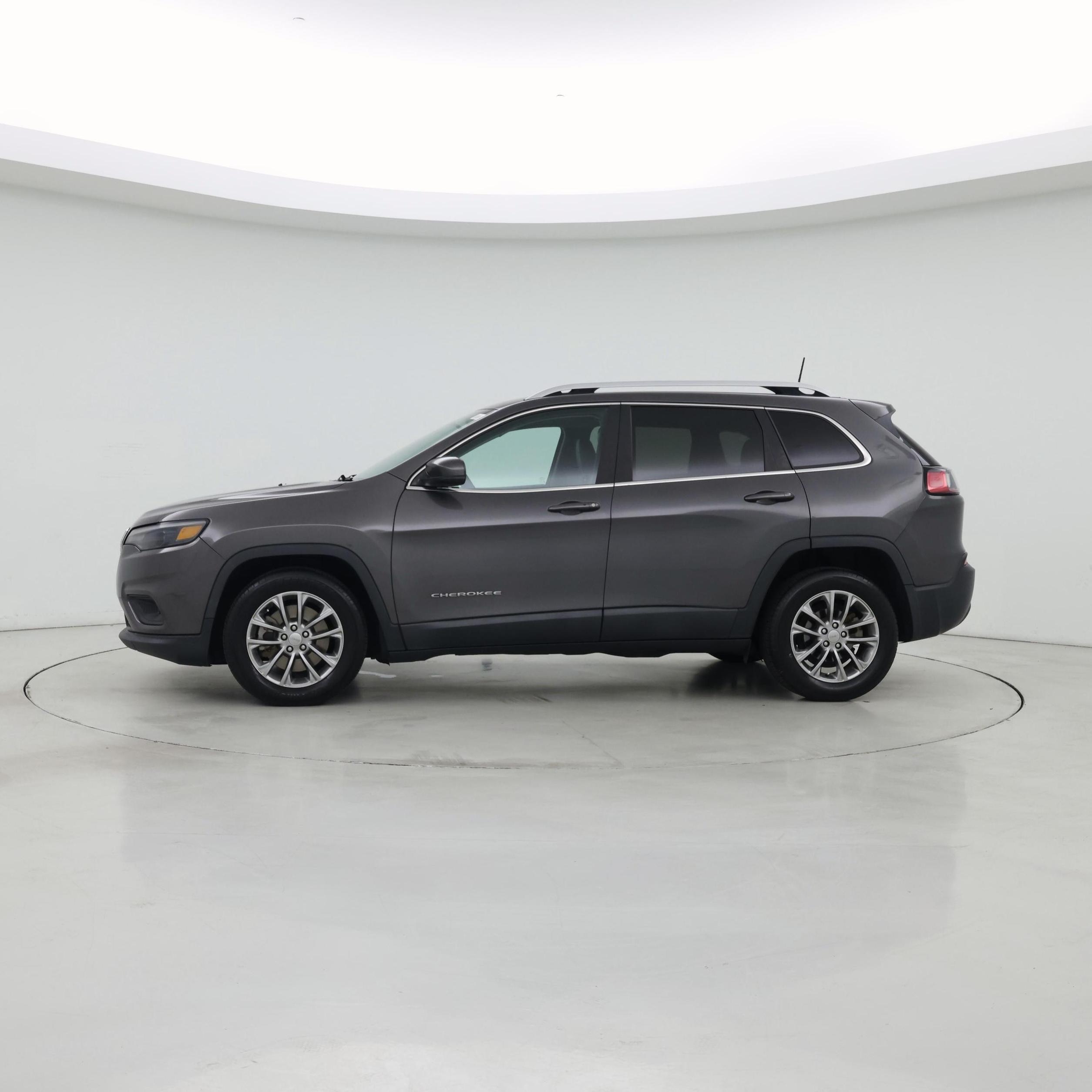 Thumbnail: 2019 Jeep Cherokee - 3