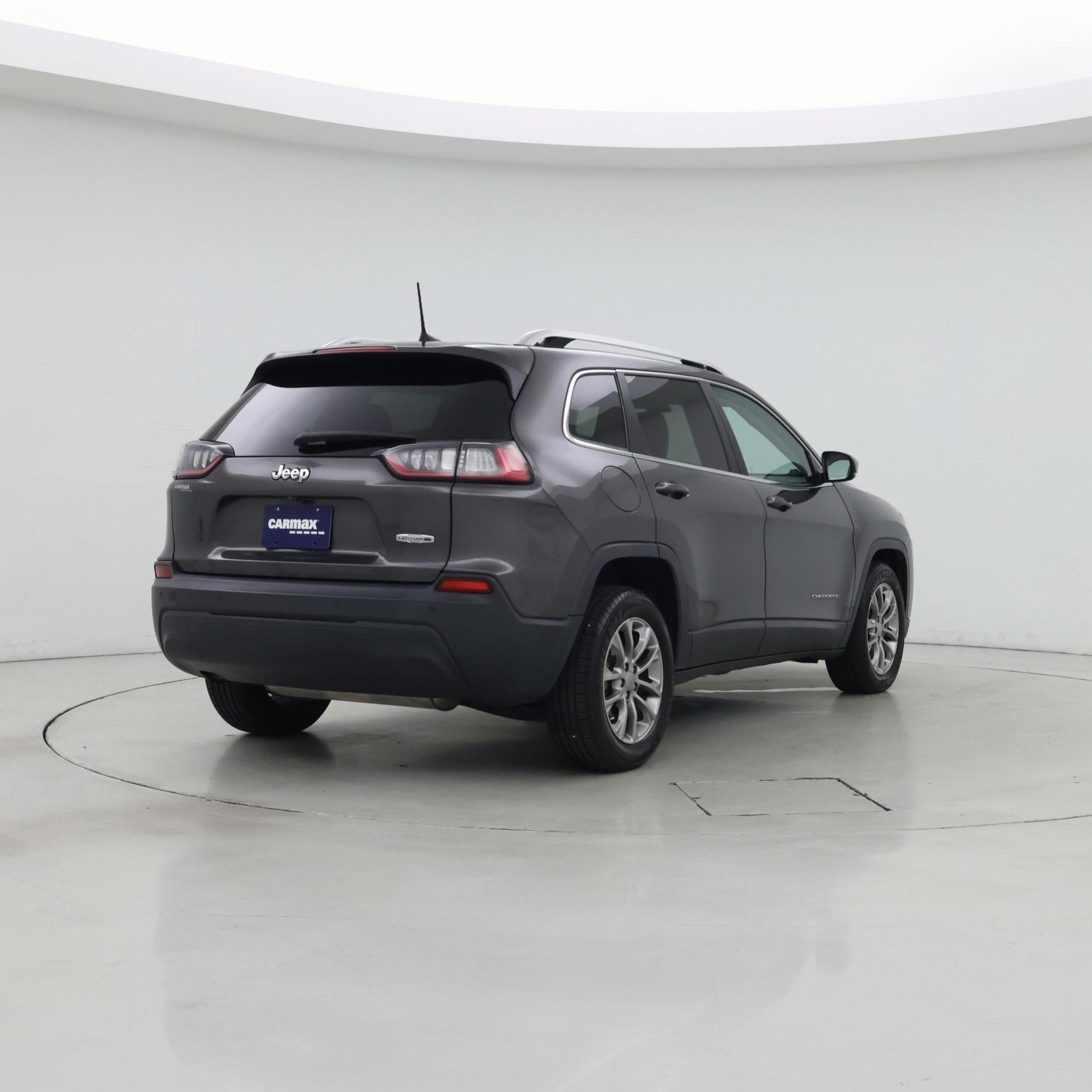 Thumbnail: 2019 Jeep Cherokee - 8
