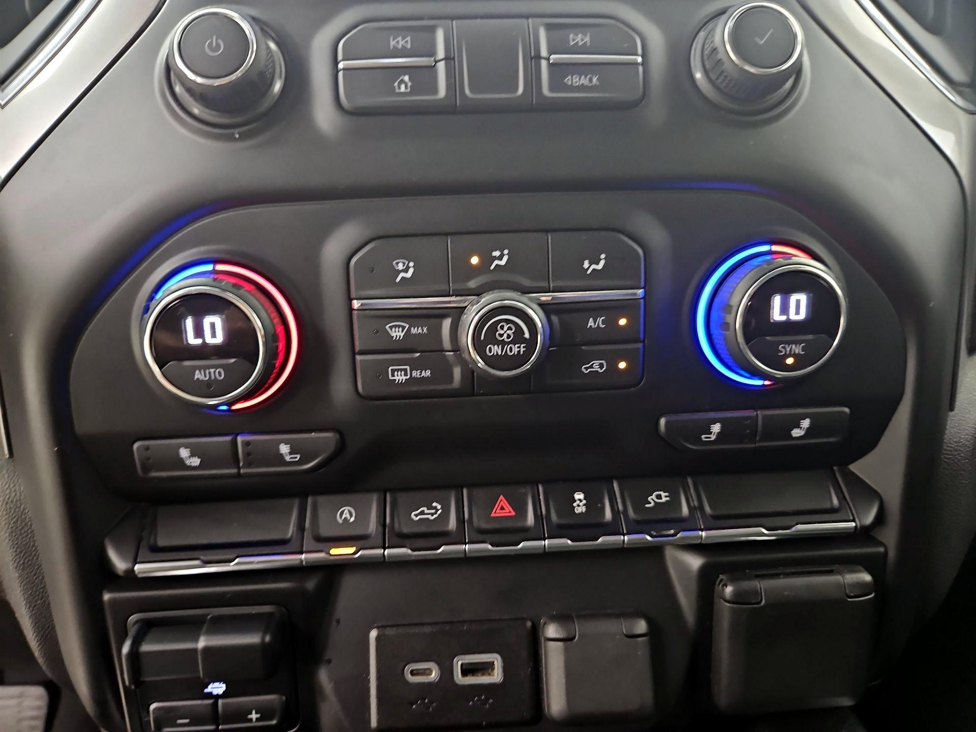 Thumbnail: 2021 Chevrolet Silverado 1500 - 16