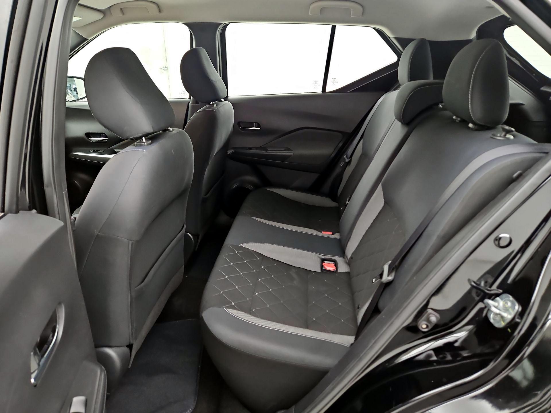 Thumbnail: 2019 Nissan Kicks - 18