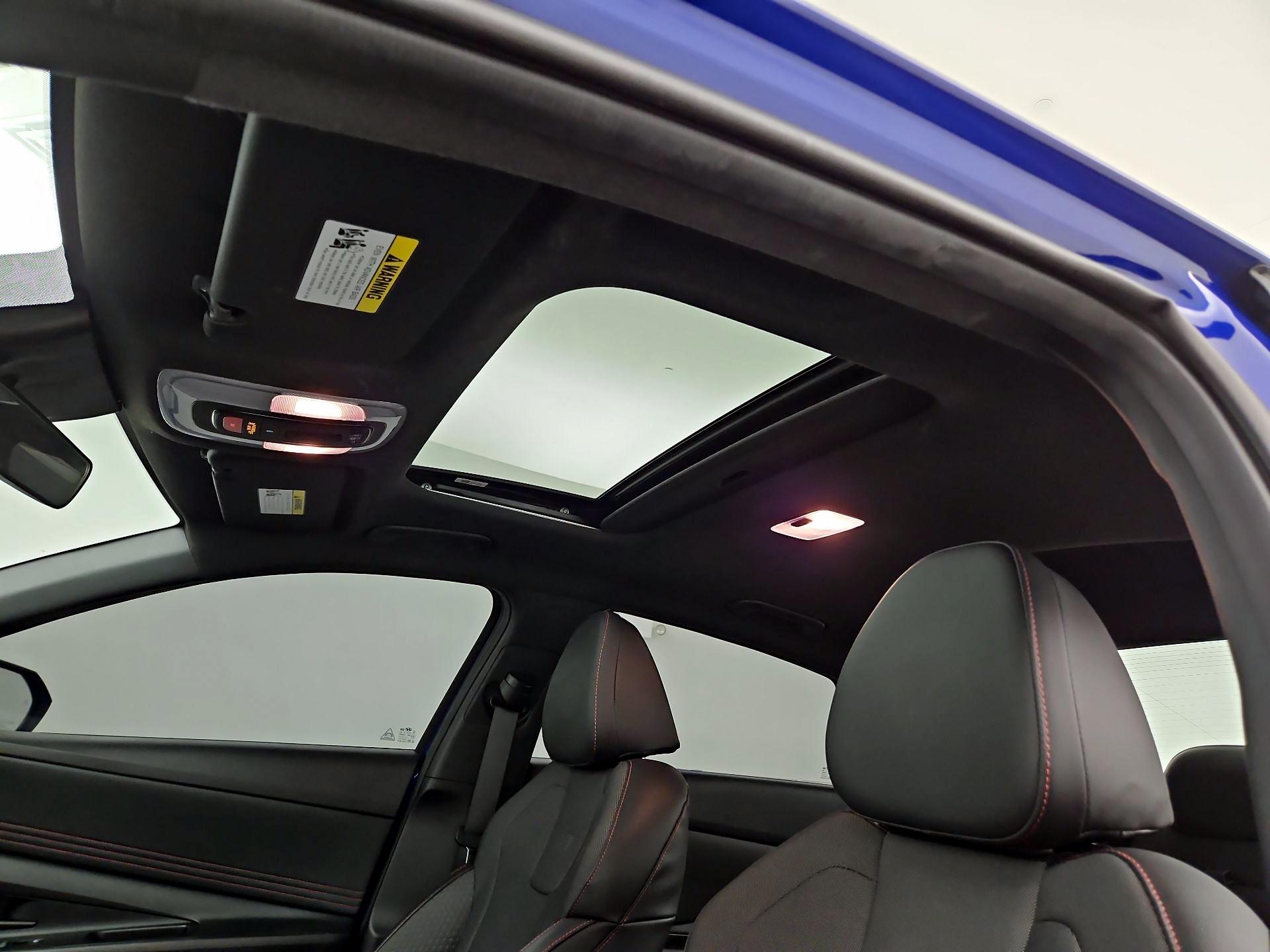 Thumbnail: 2023 Hyundai Elantra - 20
