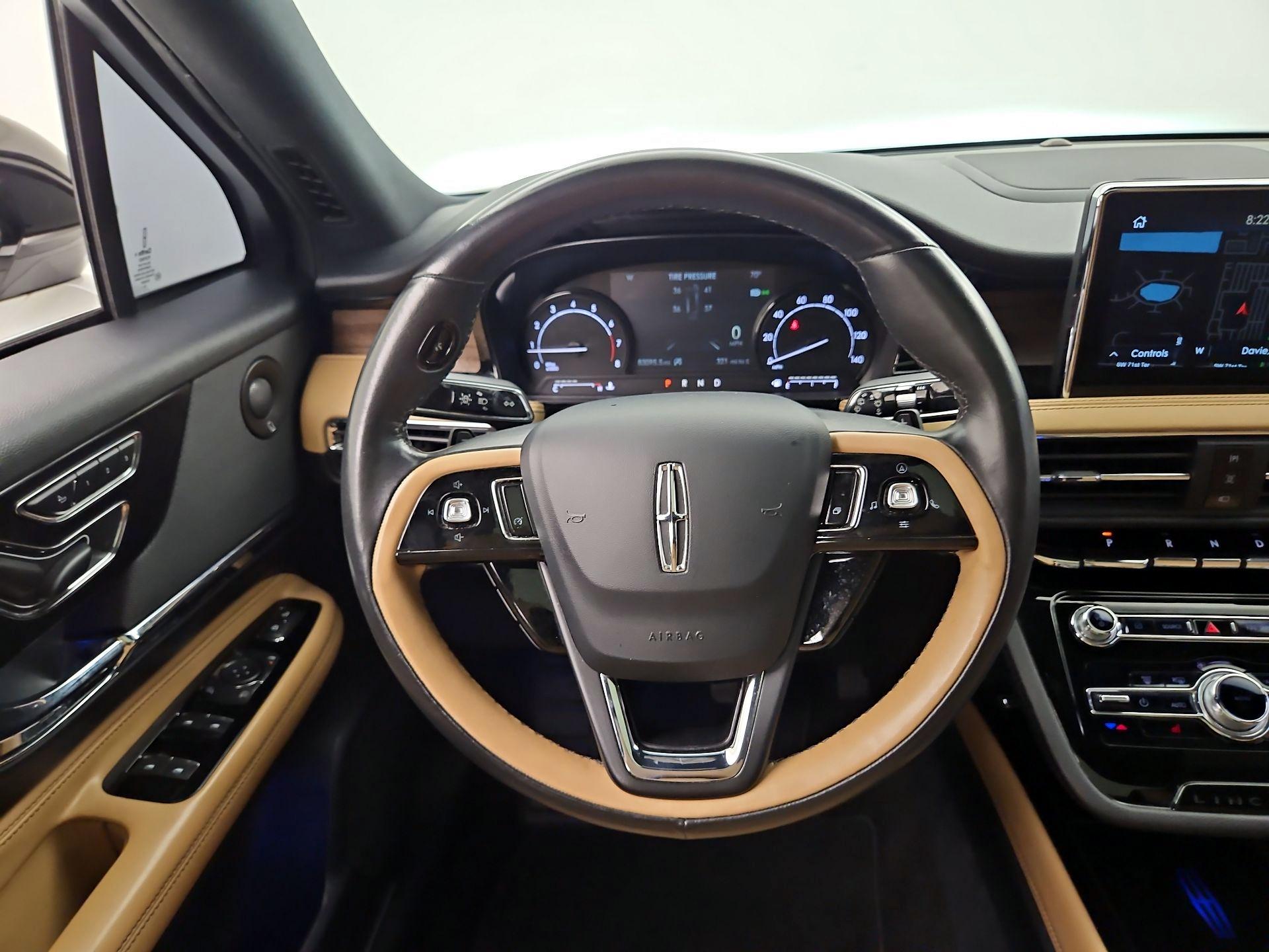 Thumbnail: 2020 Lincoln Corsair - 10