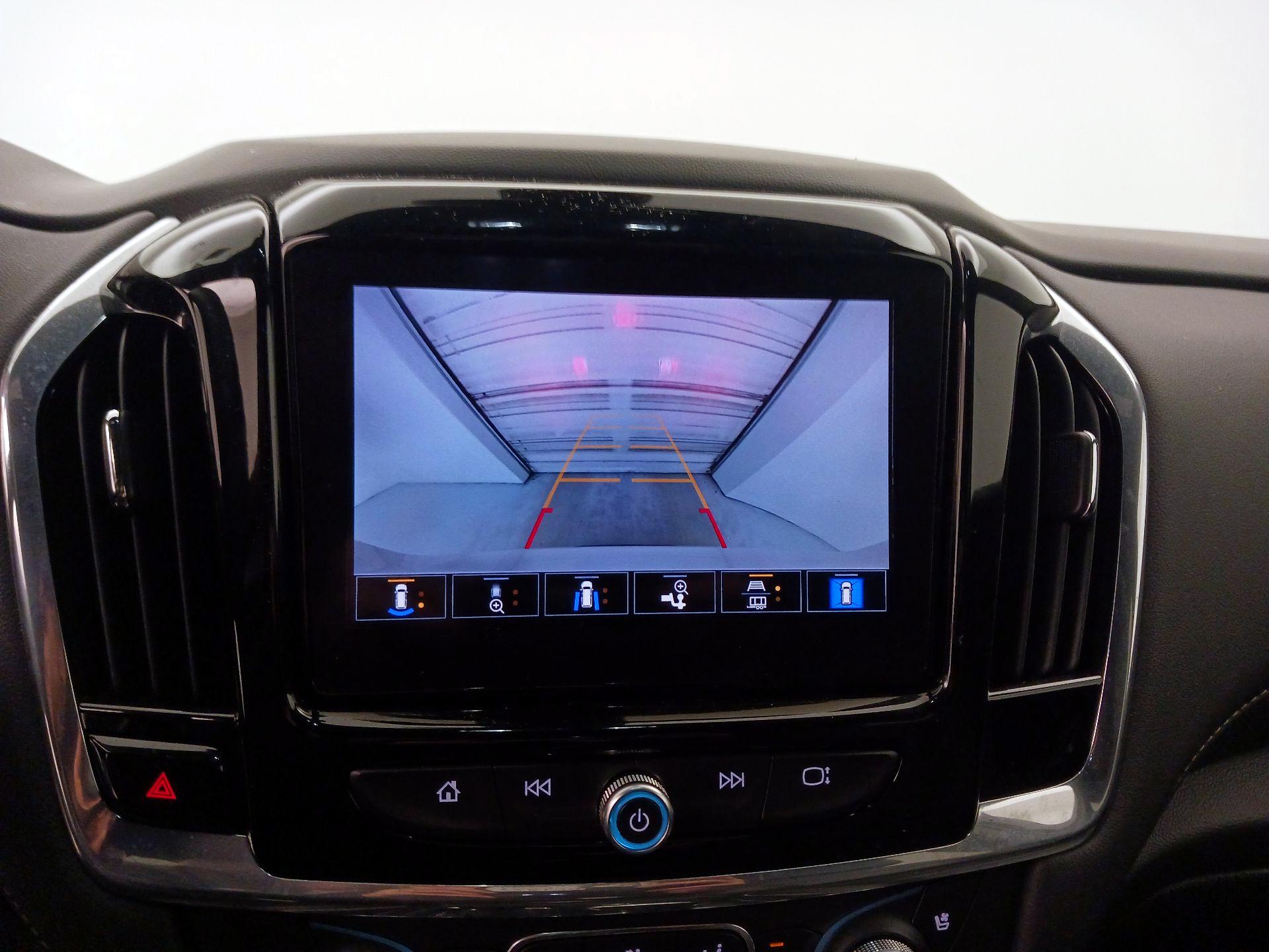 Thumbnail: 2023 Chevrolet Traverse - 15