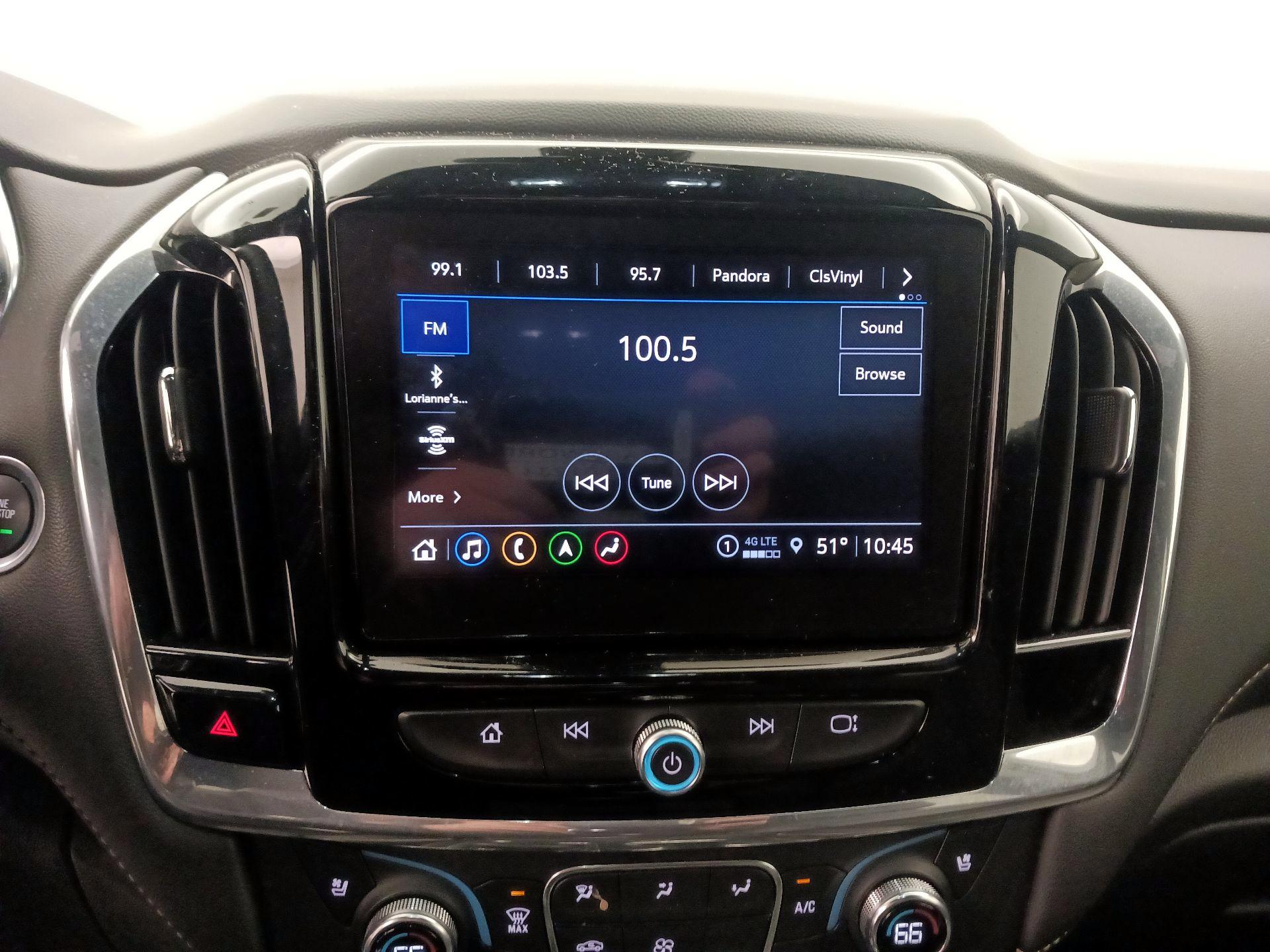 Thumbnail: 2023 Chevrolet Traverse - 16